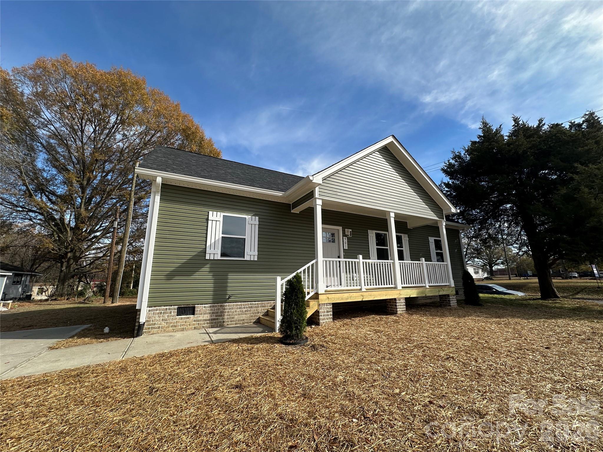 901 E Church Street — Cherryville