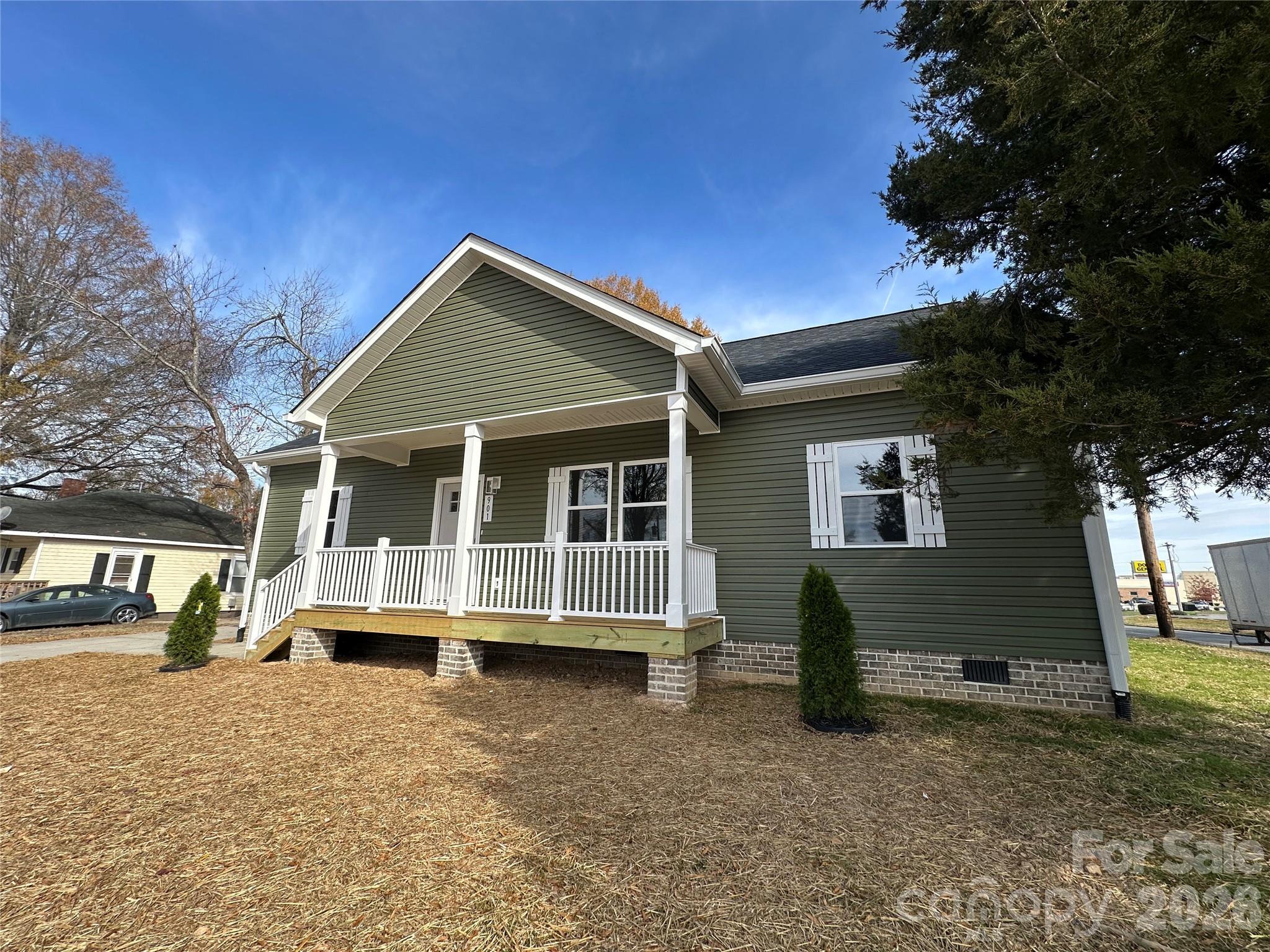 901 E Church Street — Cherryville