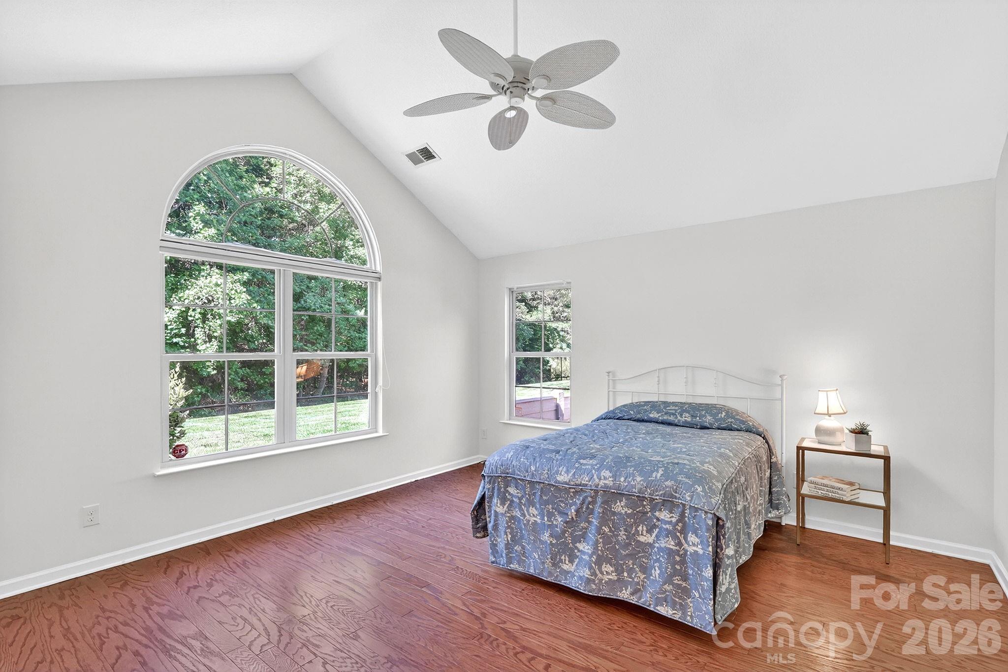 3546 S Bank Court — Matthews