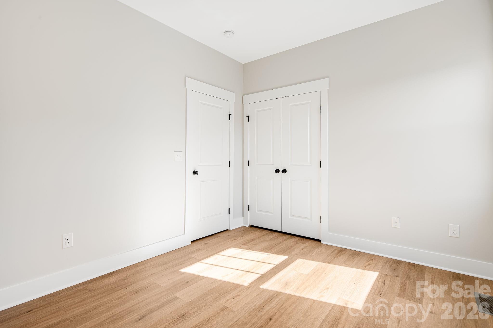 11 Byrdcliffe Lane — Asheville