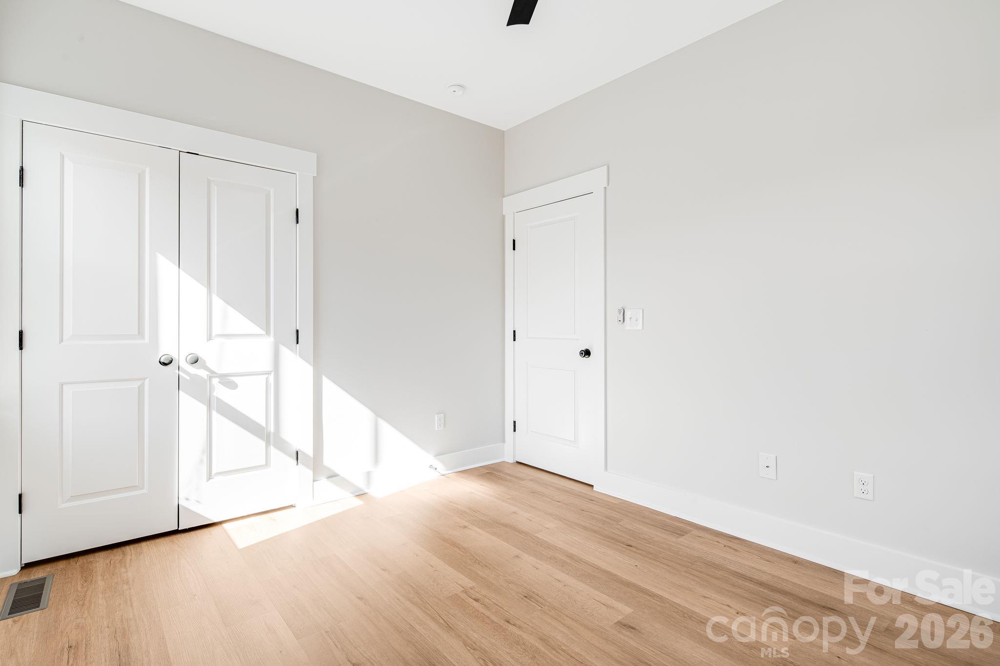 11 Byrdcliffe Lane — Asheville