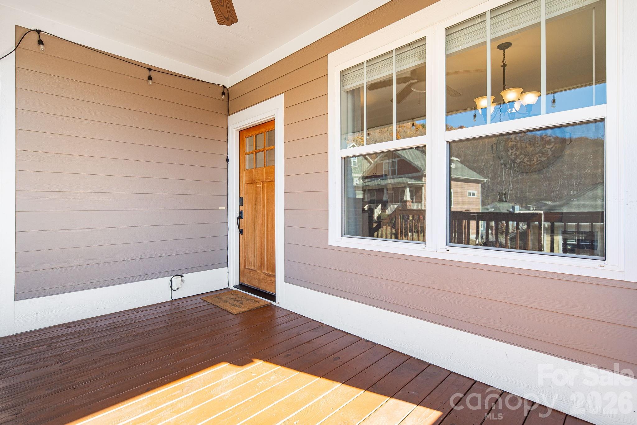 11 Byrdcliffe Lane — Asheville