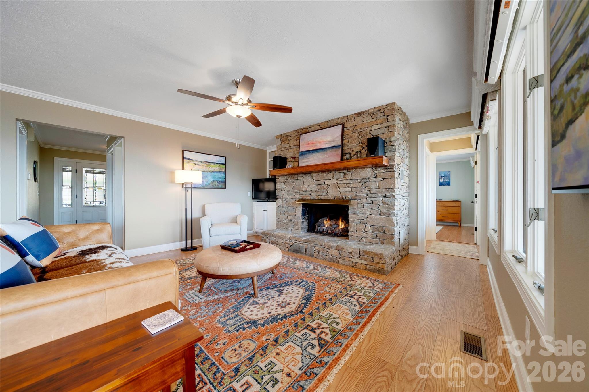 300 Roberts Drive — Hendersonville