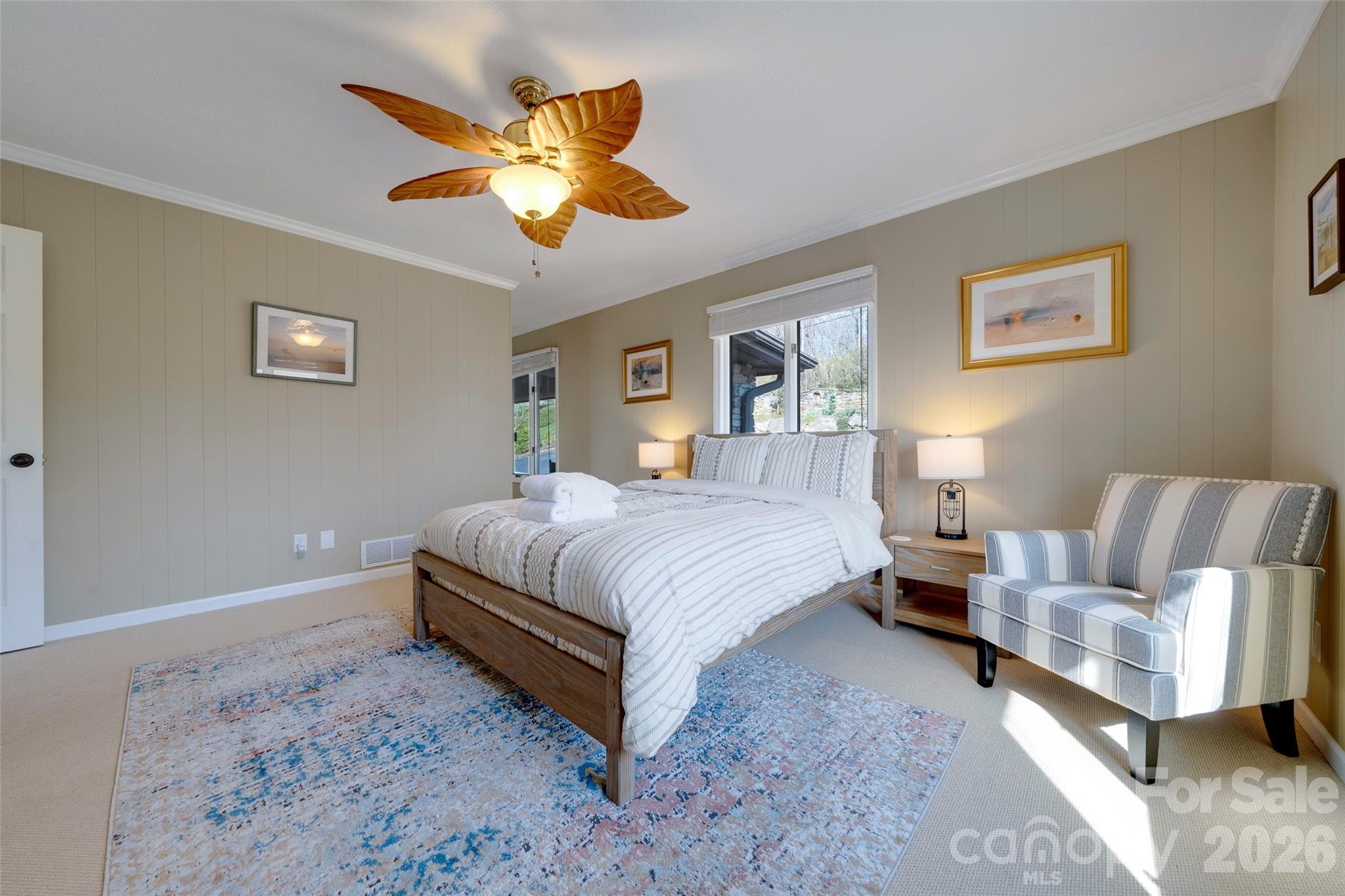 300 Roberts Drive — Hendersonville