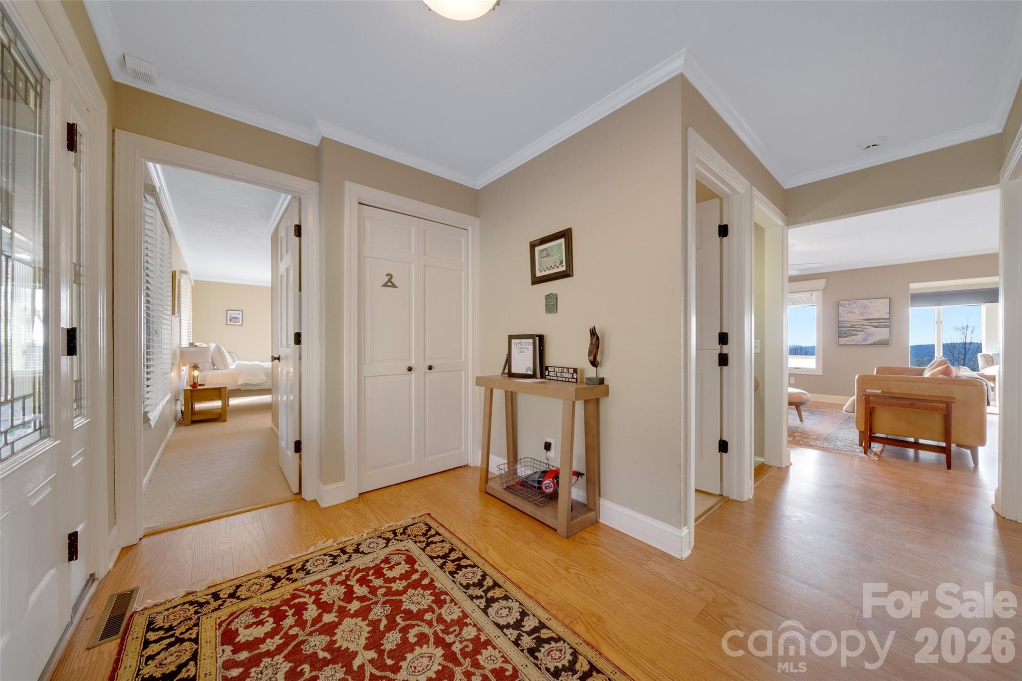 300 Roberts Drive — Hendersonville