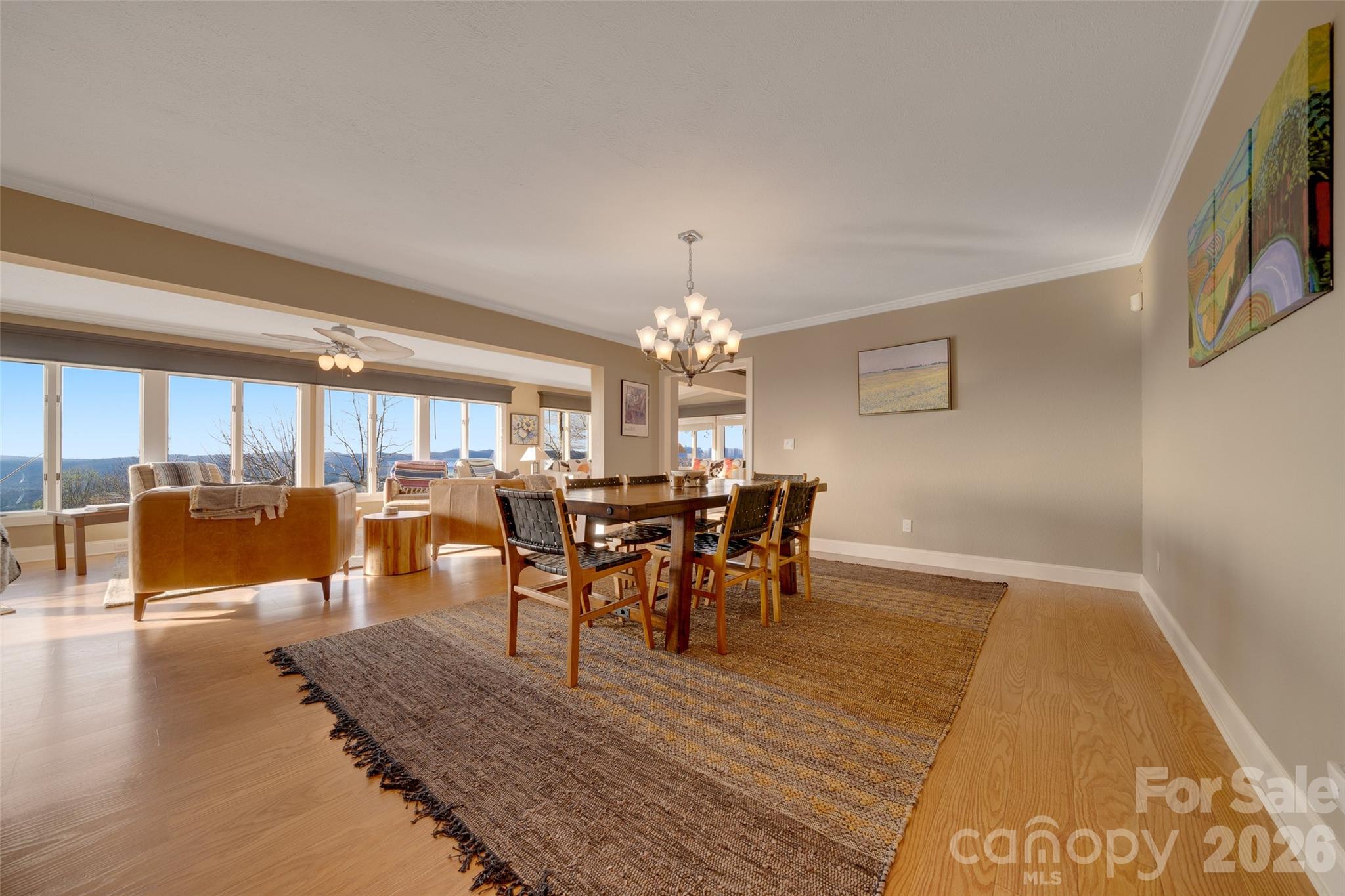 300 Roberts Drive — Hendersonville