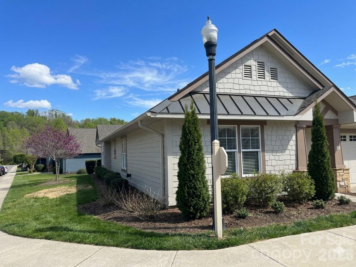 53 Barn Owl Way — Hendersonville