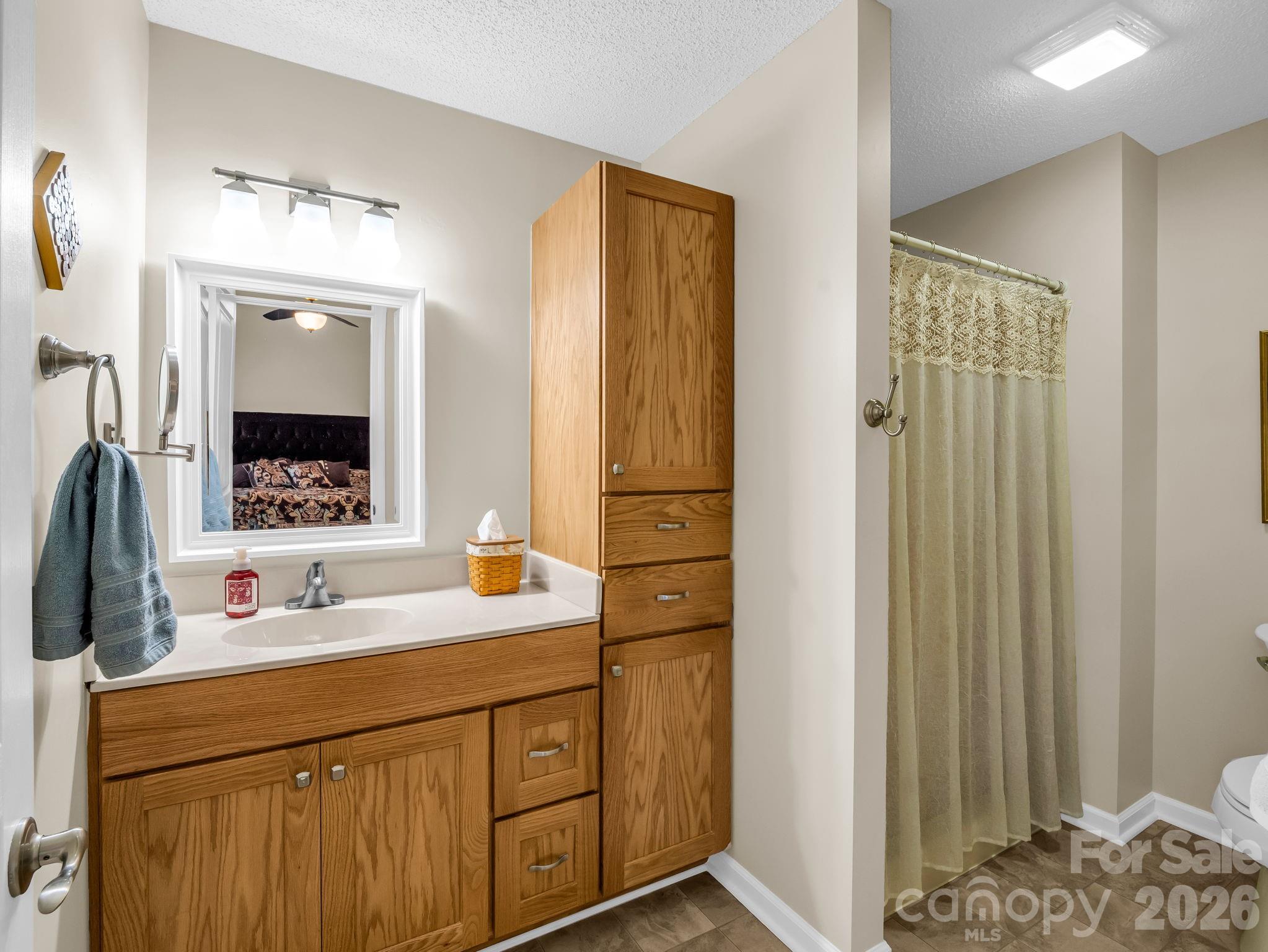 53 Barn Owl Way — Hendersonville