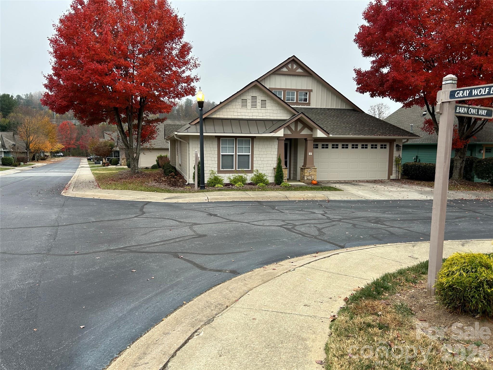 53 Barn Owl Way — Hendersonville