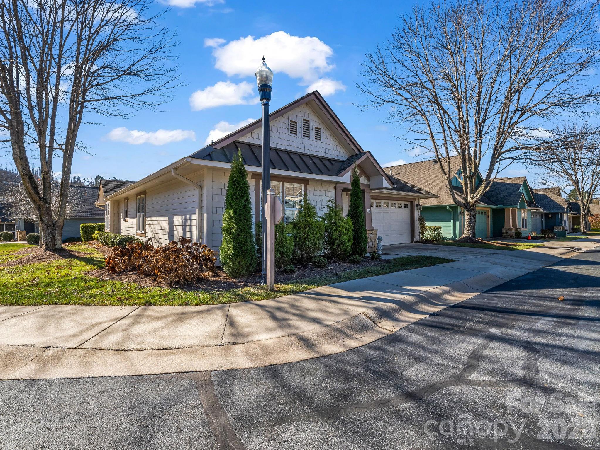 53 Barn Owl Way — Hendersonville