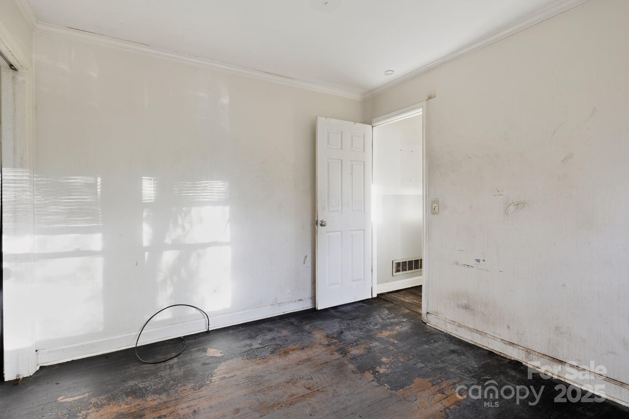 3116 Truman Street — Columbia