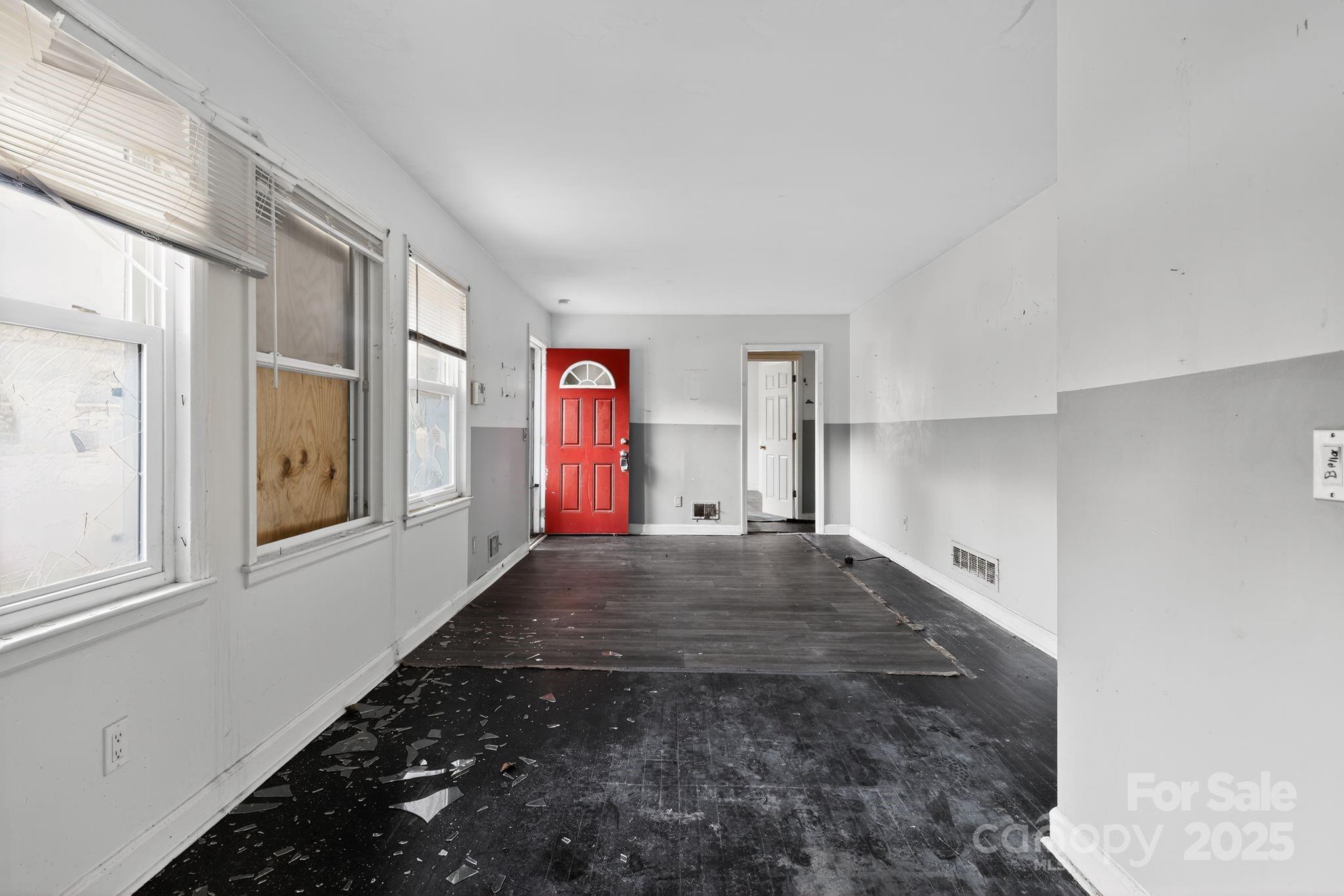 3116 Truman Street — Columbia