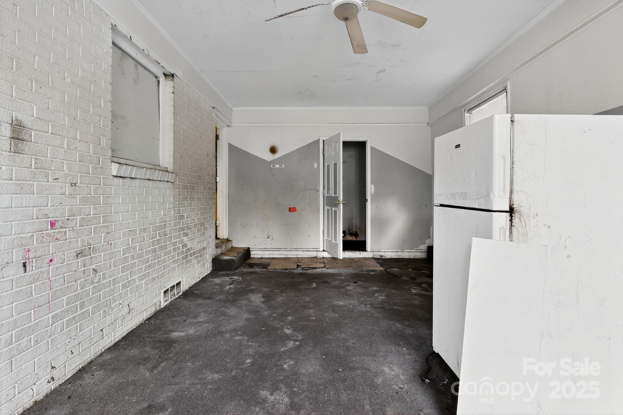3116 Truman Street — Columbia
