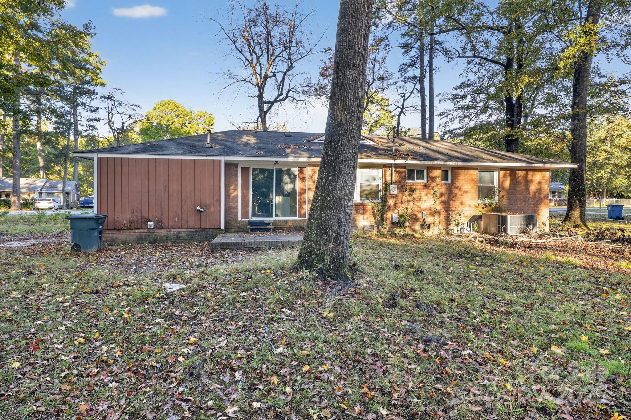 3116 Truman Street — Columbia