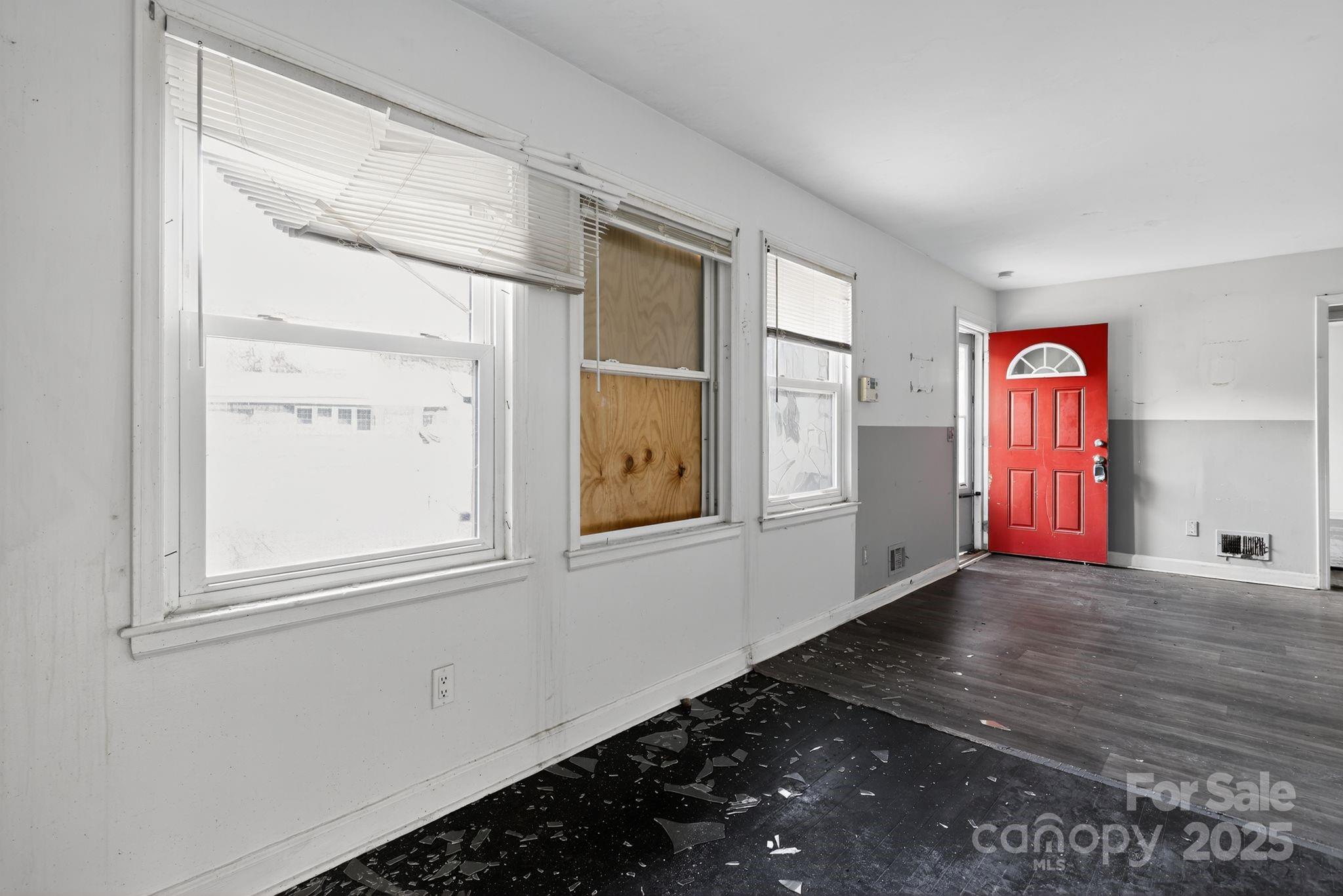 3116 Truman Street — Columbia
