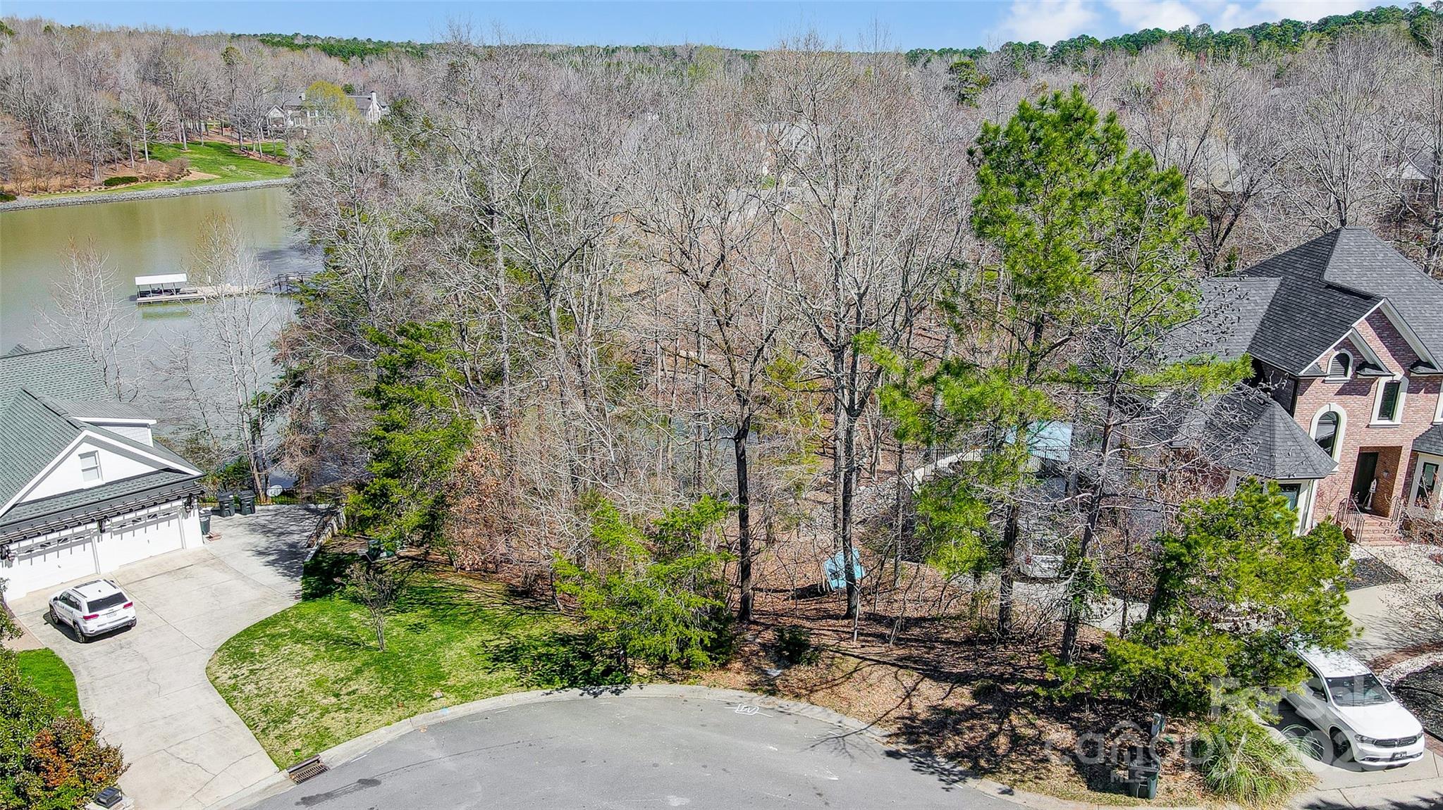 11055 Holiday Cove Road — Tega Cay