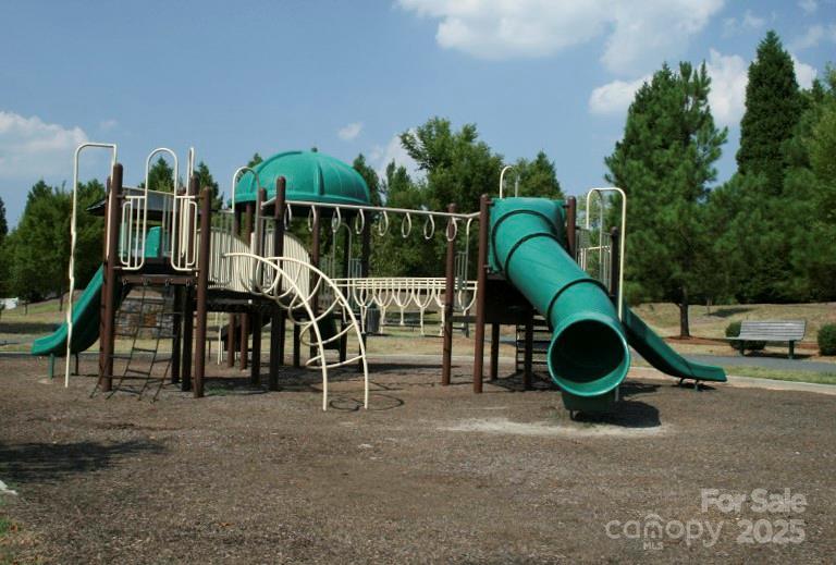 11055 Holiday Cove Road — Tega Cay
