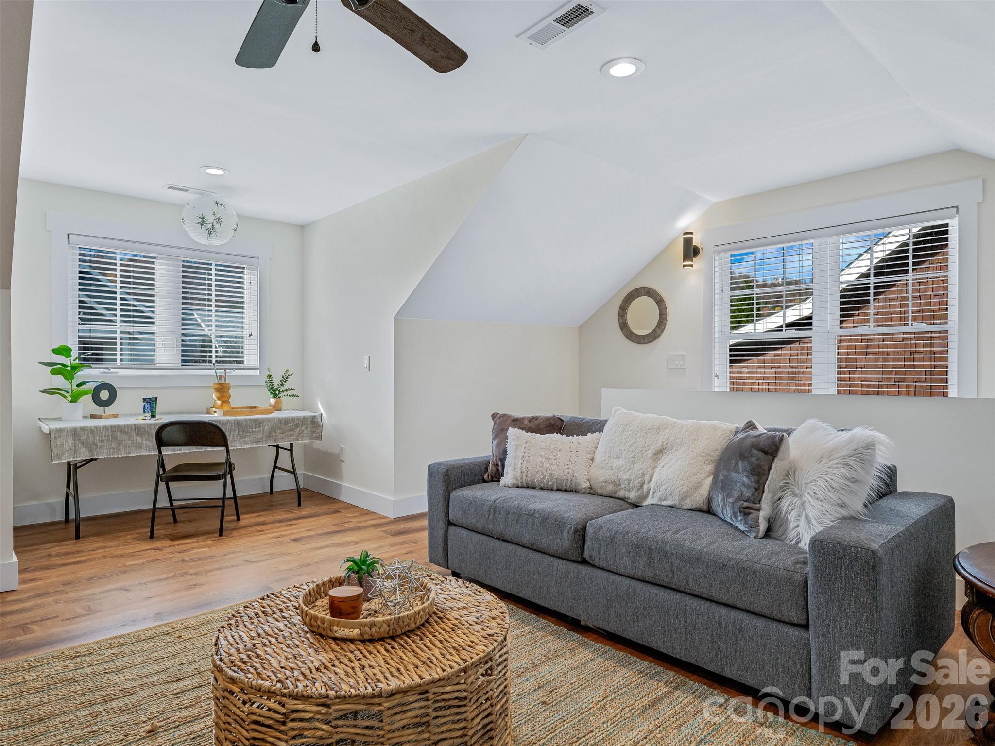 1 Craftsman Circle — Asheville