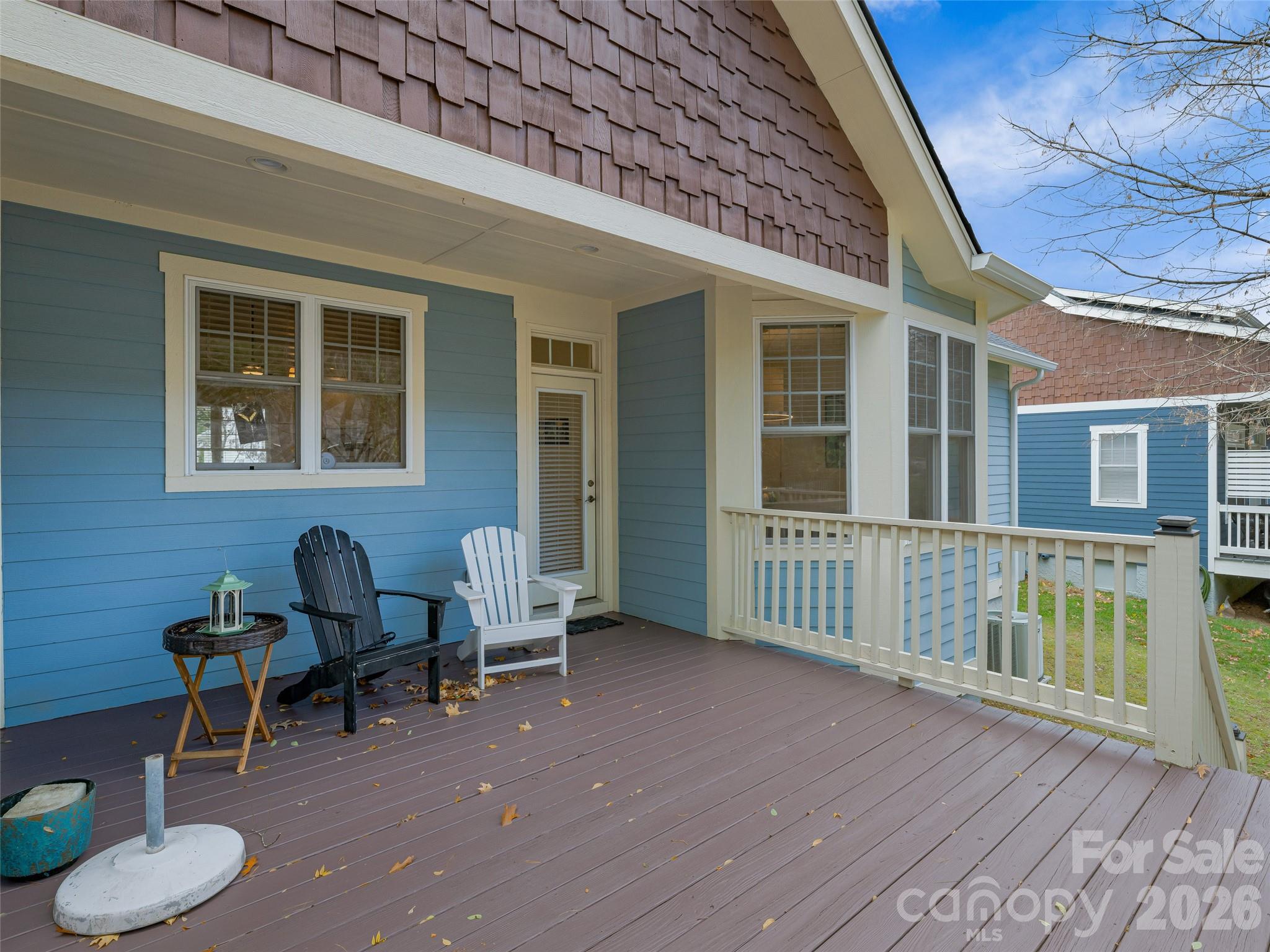 1 Craftsman Circle — Asheville