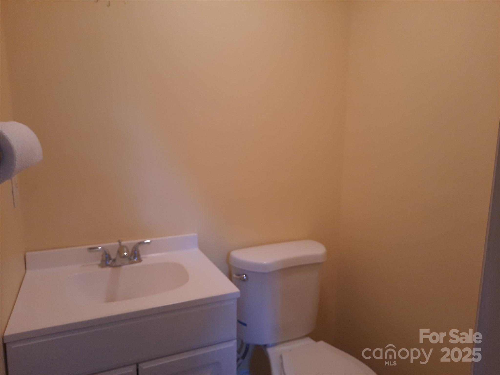 121 Greenview Drive — Kannapolis