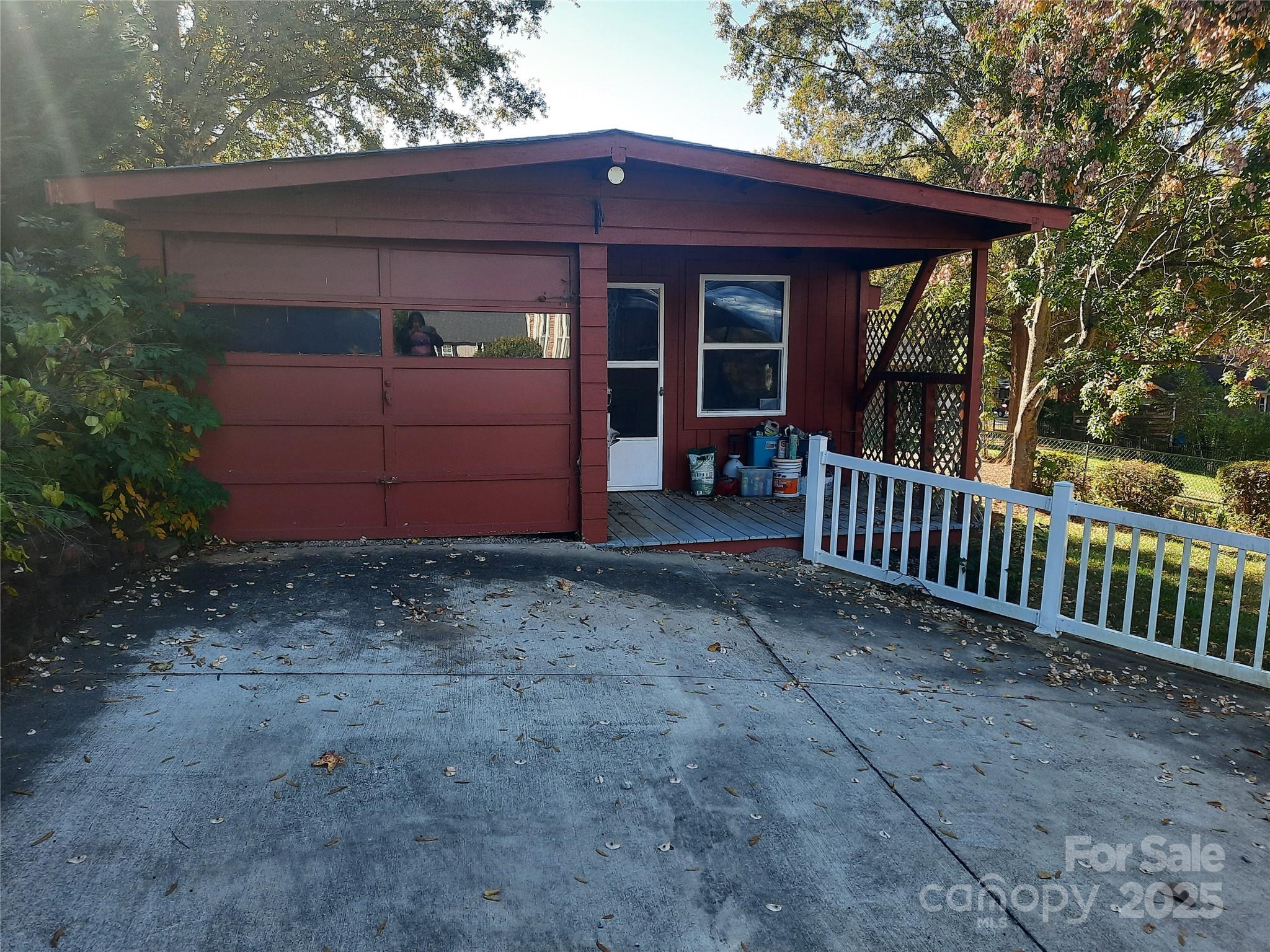 121 Greenview Drive — Kannapolis