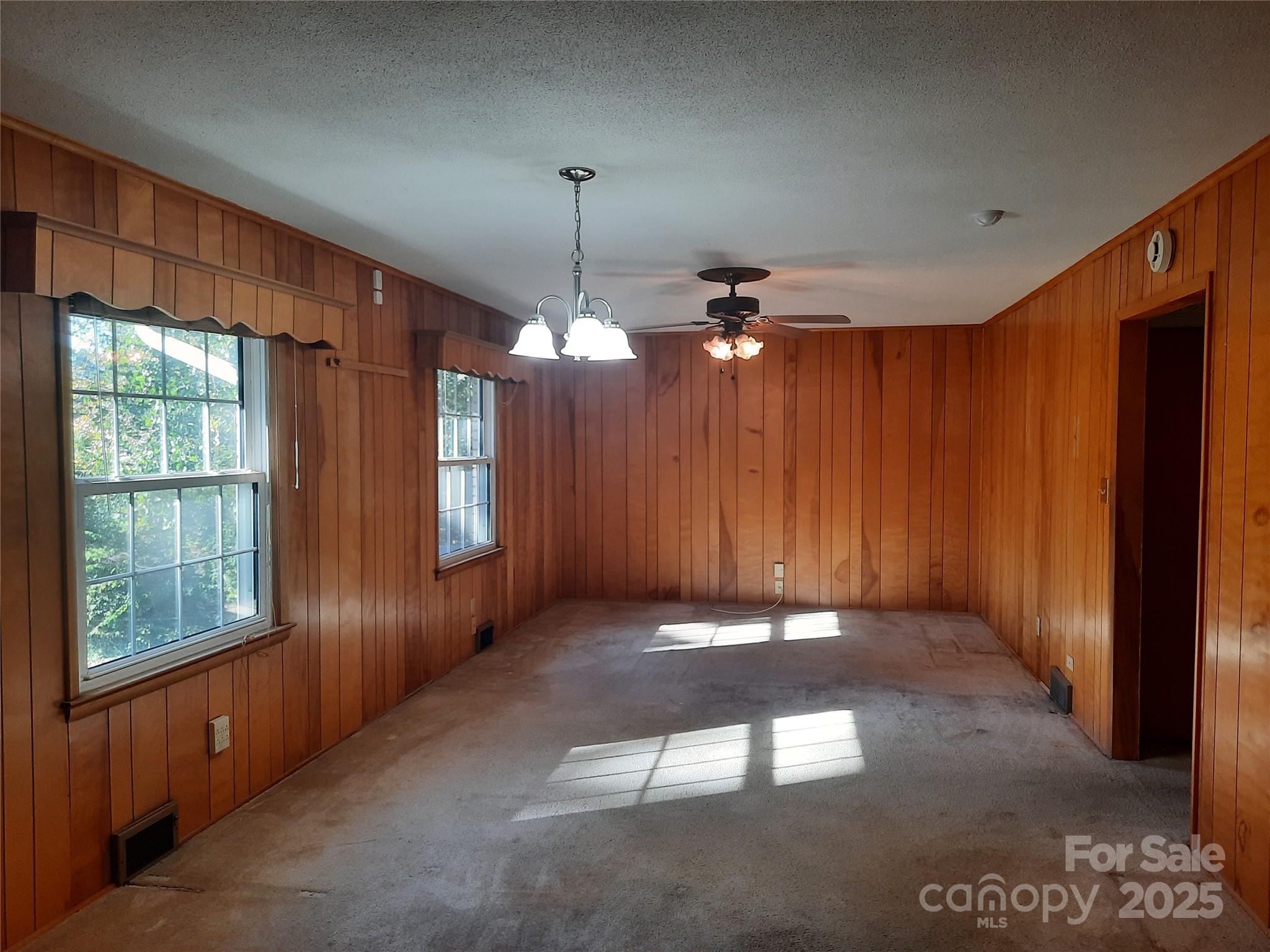 121 Greenview Drive — Kannapolis