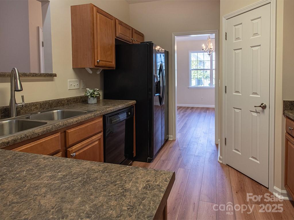 28 Stone River Drive — Asheville