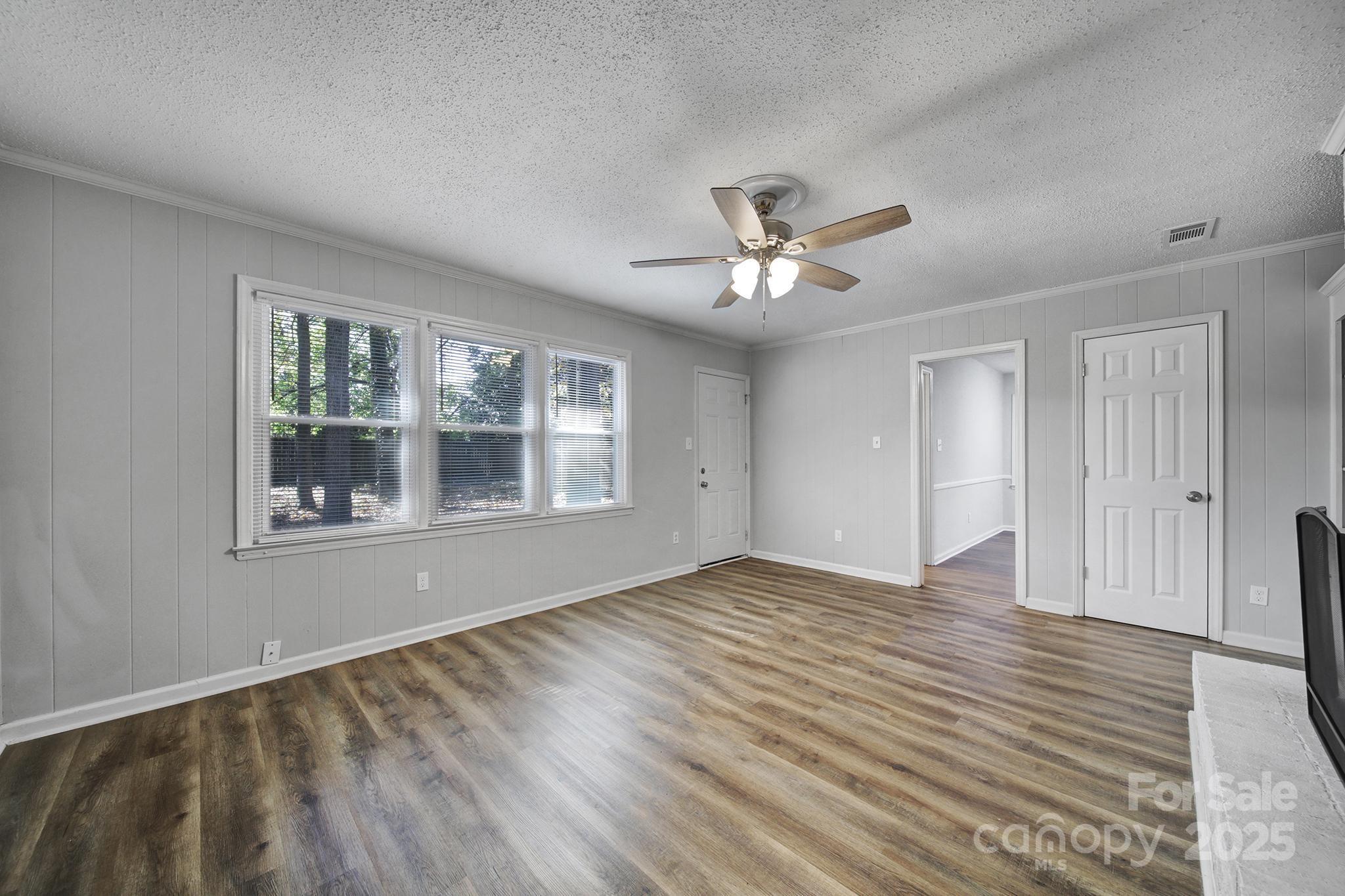 6513 old post Road — Charlotte