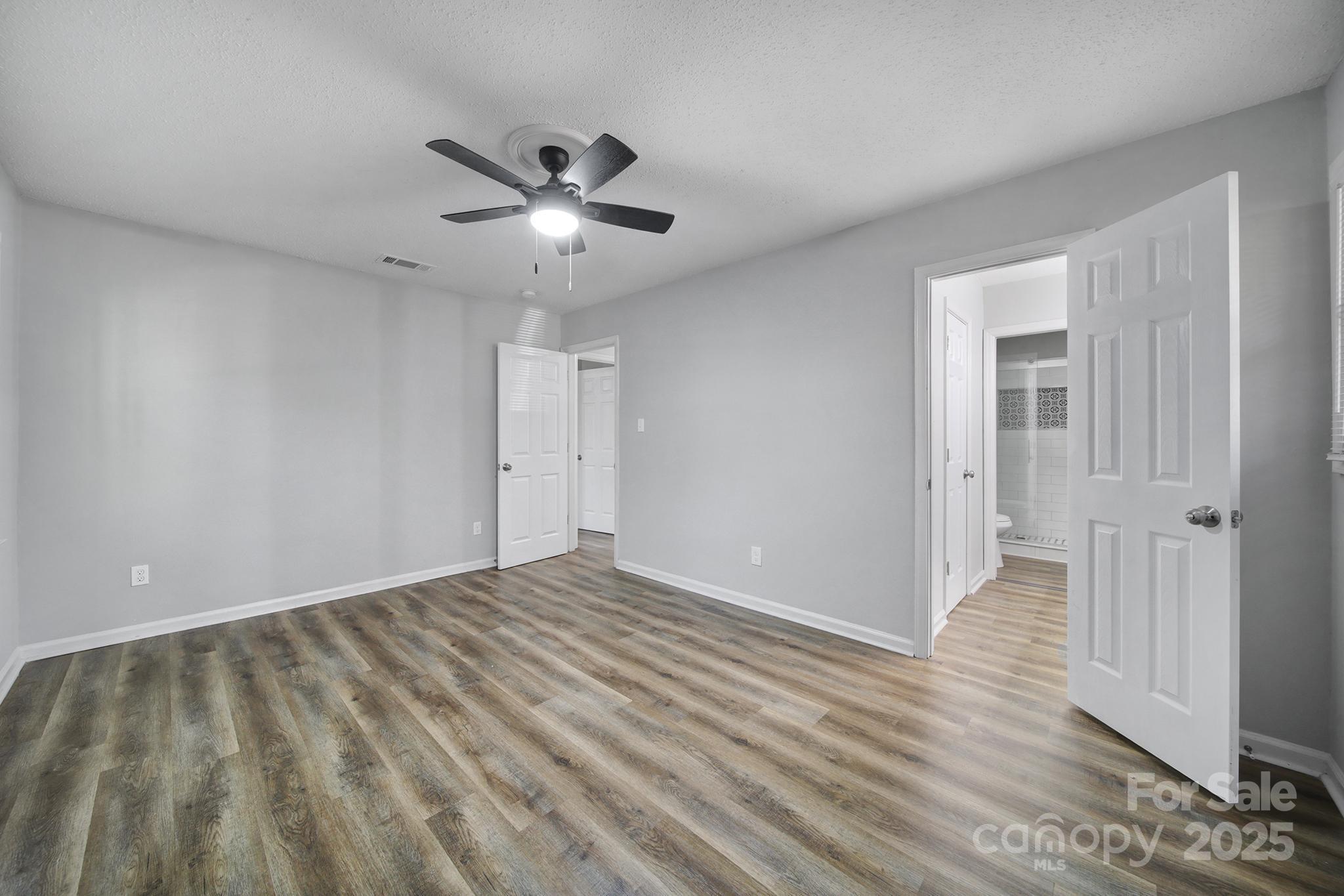 6513 old post Road — Charlotte