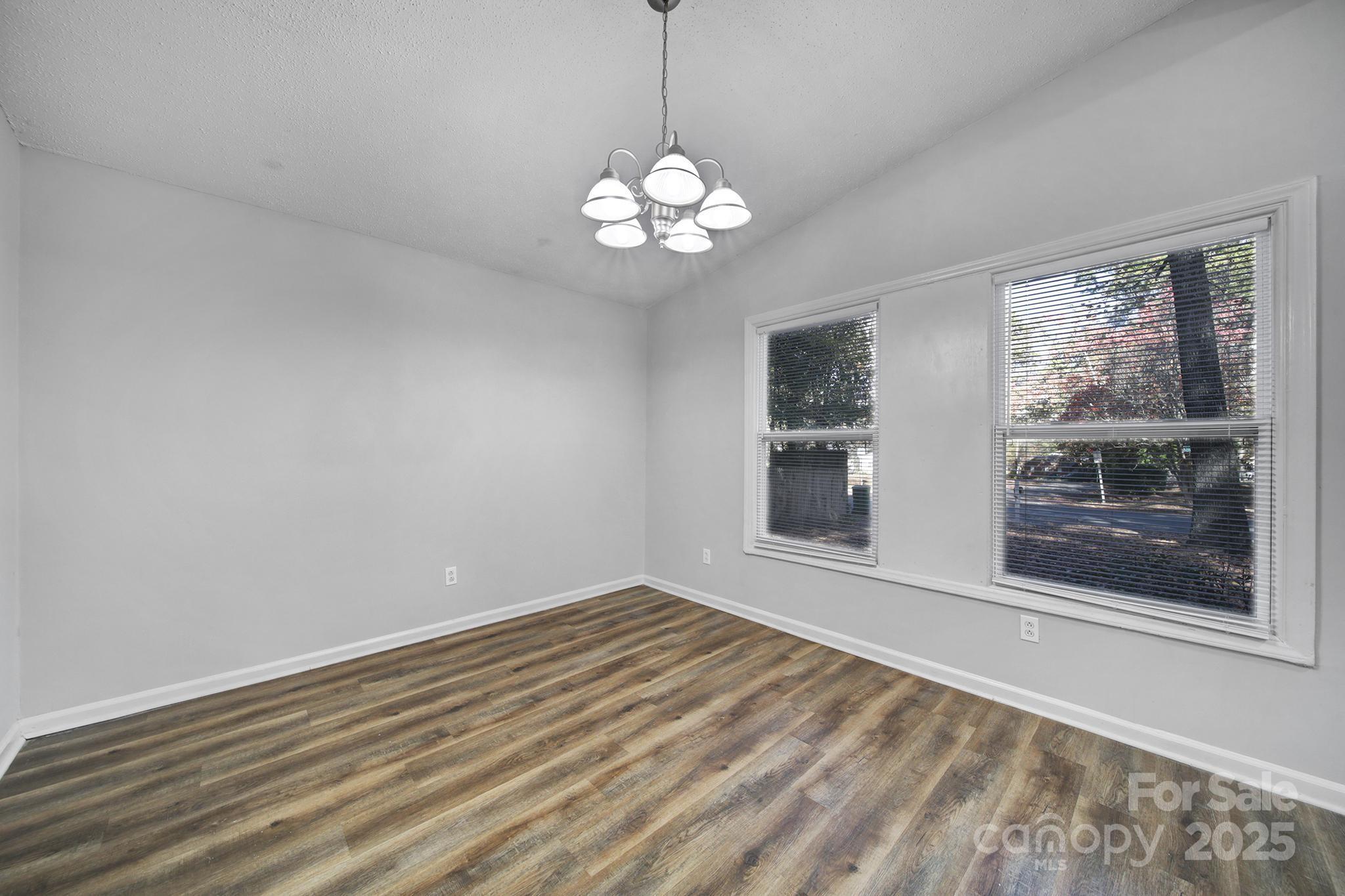 6513 old post Road — Charlotte