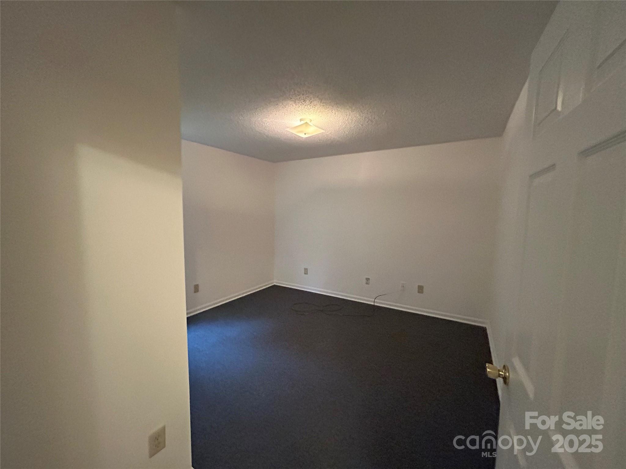 1208 W Walnut Avenue — Gastonia