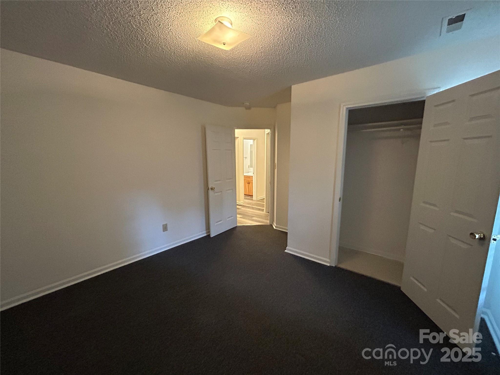 1208 W Walnut Avenue — Gastonia