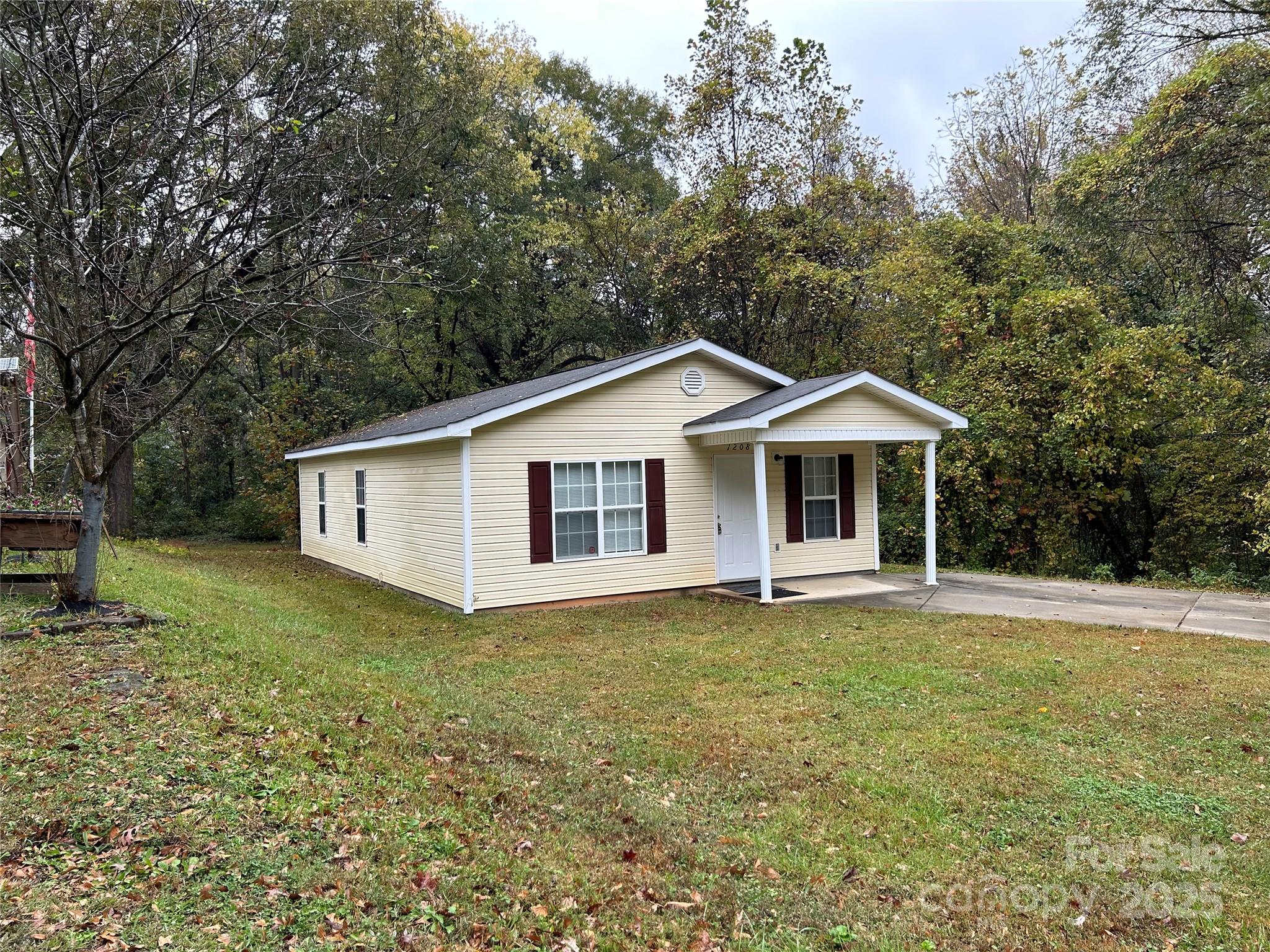 1208 W Walnut Avenue — Gastonia