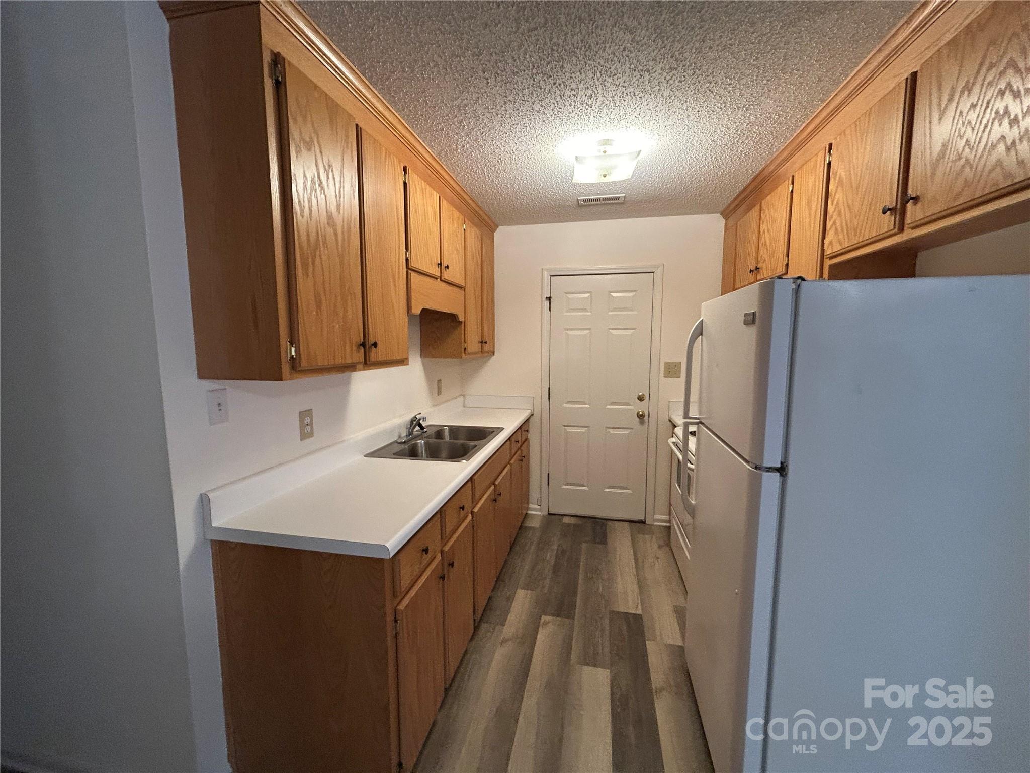 1208 W Walnut Avenue — Gastonia