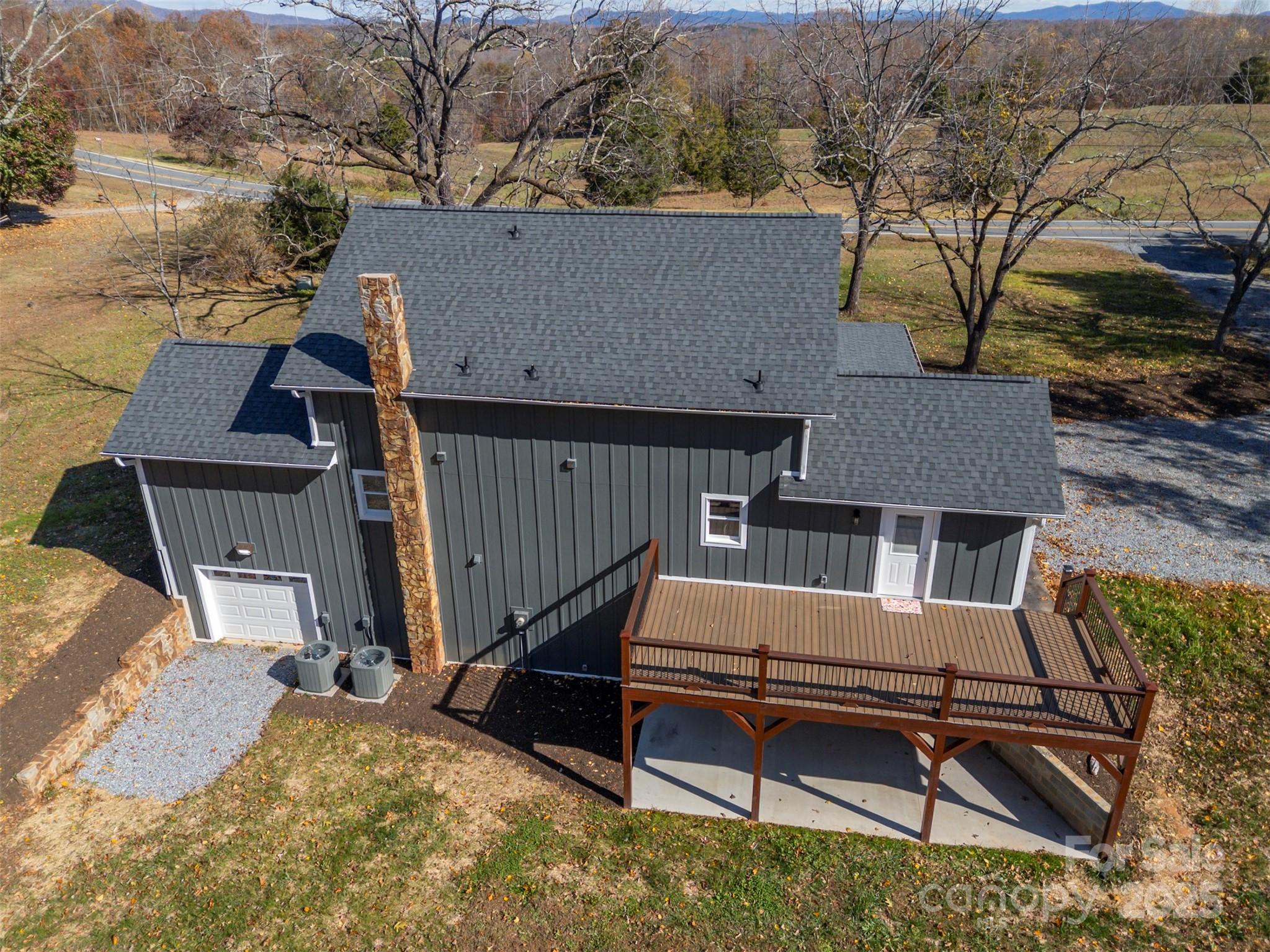 1121 Cove Road — Rutherfordton