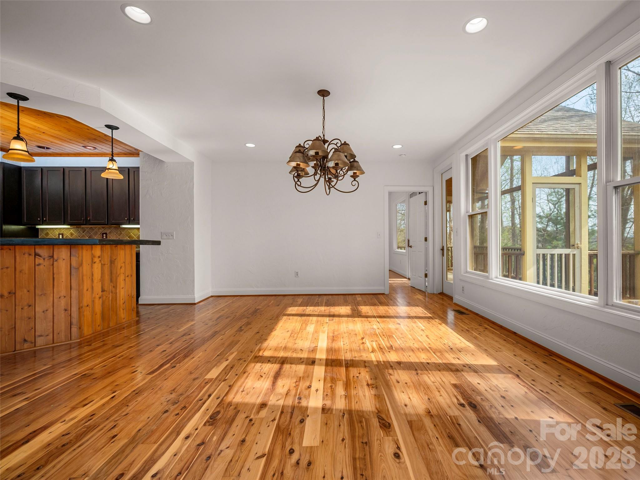 21 Wild Flower Hollow — Hendersonville