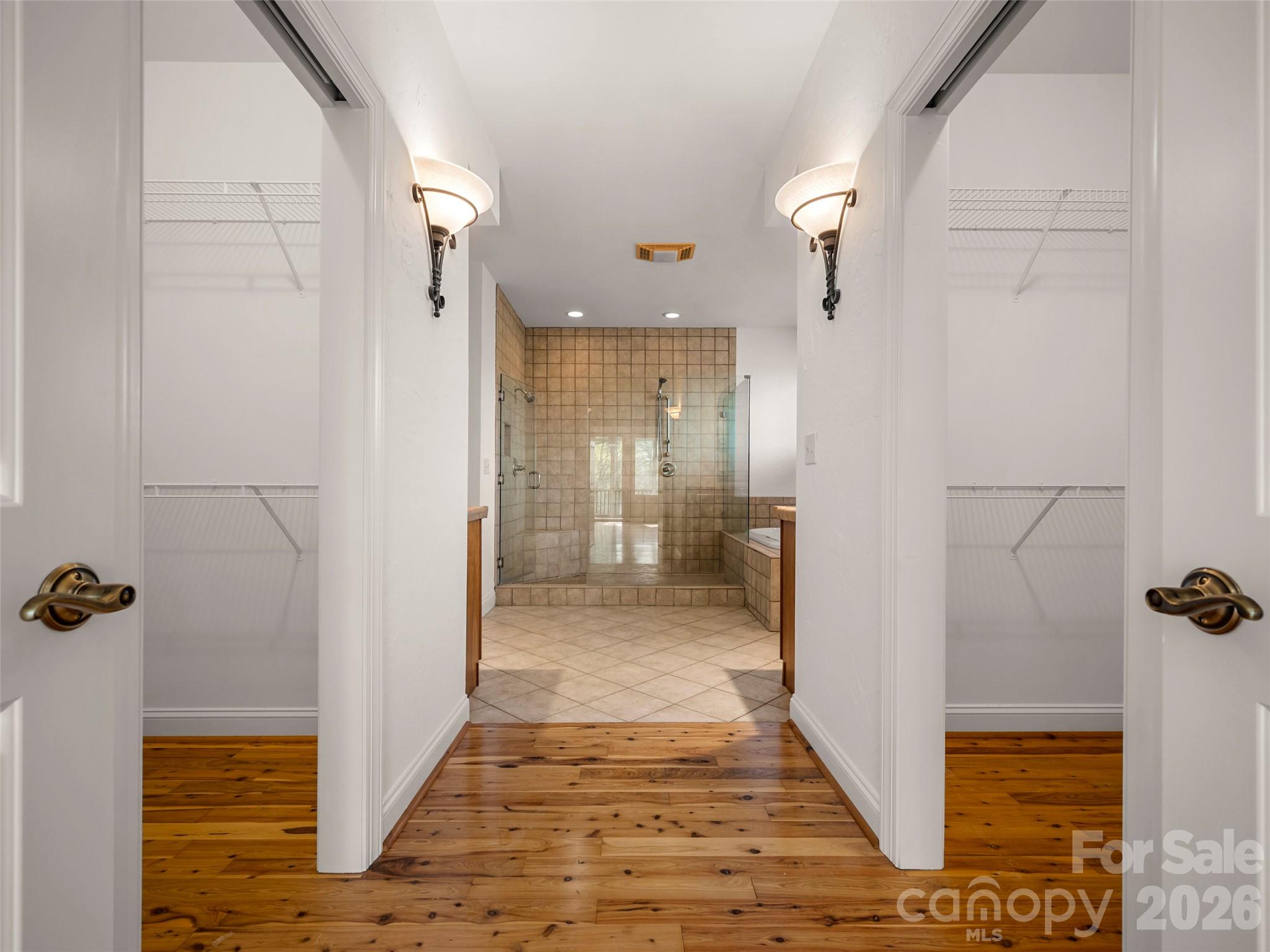 21 Wild Flower Hollow — Hendersonville
