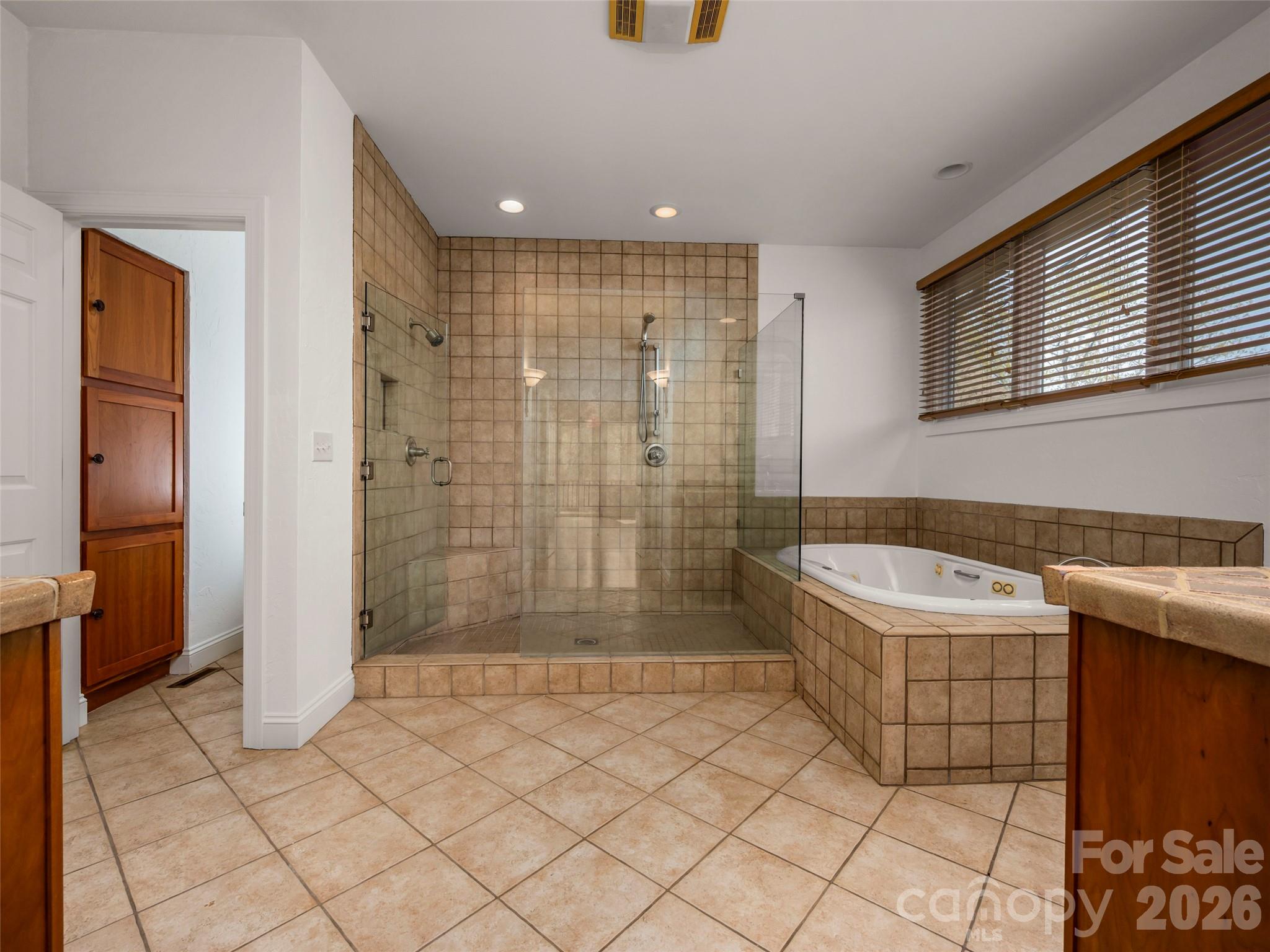 21 Wild Flower Hollow — Hendersonville