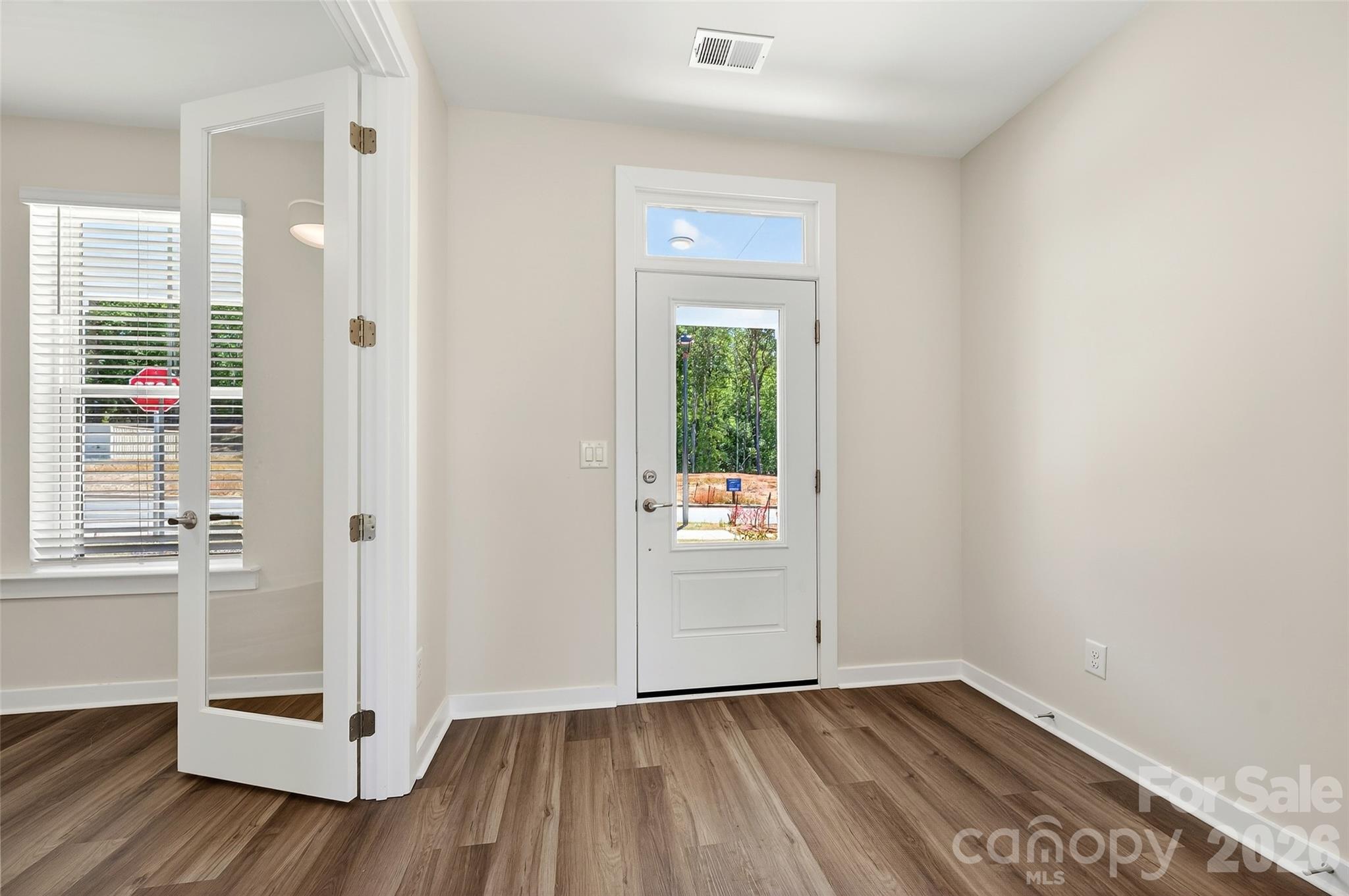 5214 Hollow Branch Road — Charlotte