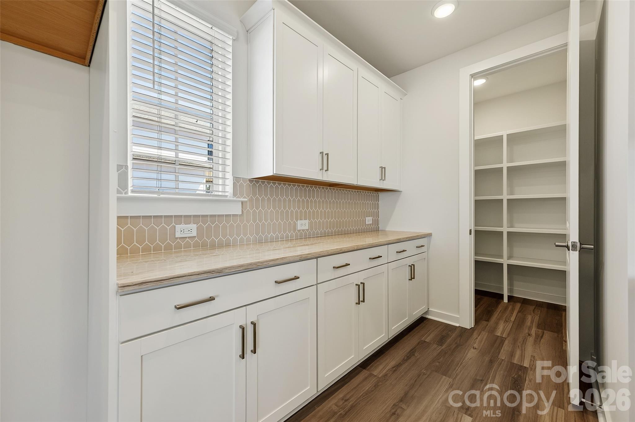 5214 Hollow Branch Road — Charlotte