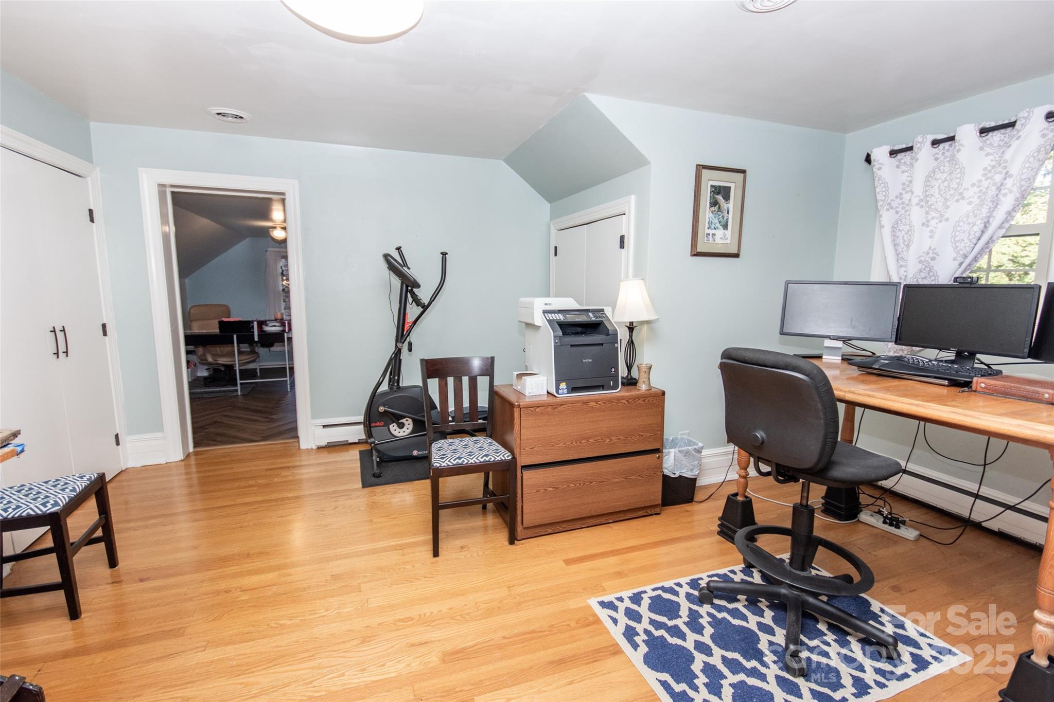 322 Valley Stream Road — Statesville