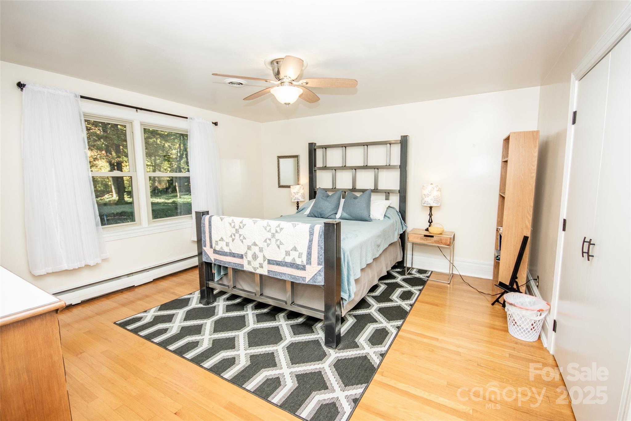 322 Valley Stream Road — Statesville