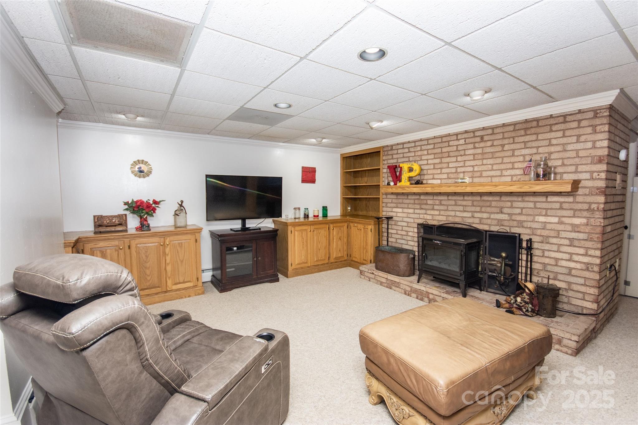 322 Valley Stream Road — Statesville
