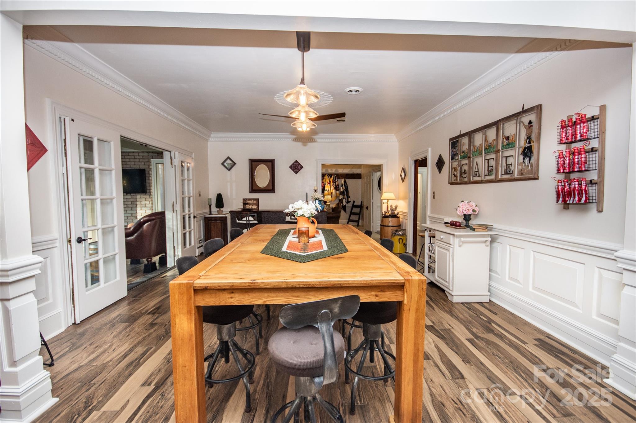 322 Valley Stream Road — Statesville