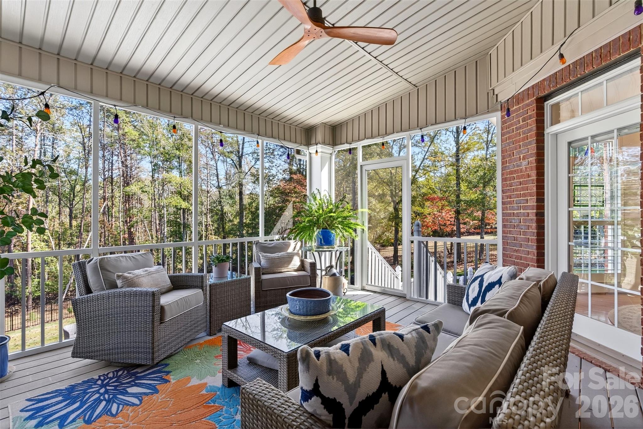823 Inverness Circle — Spartanburg
