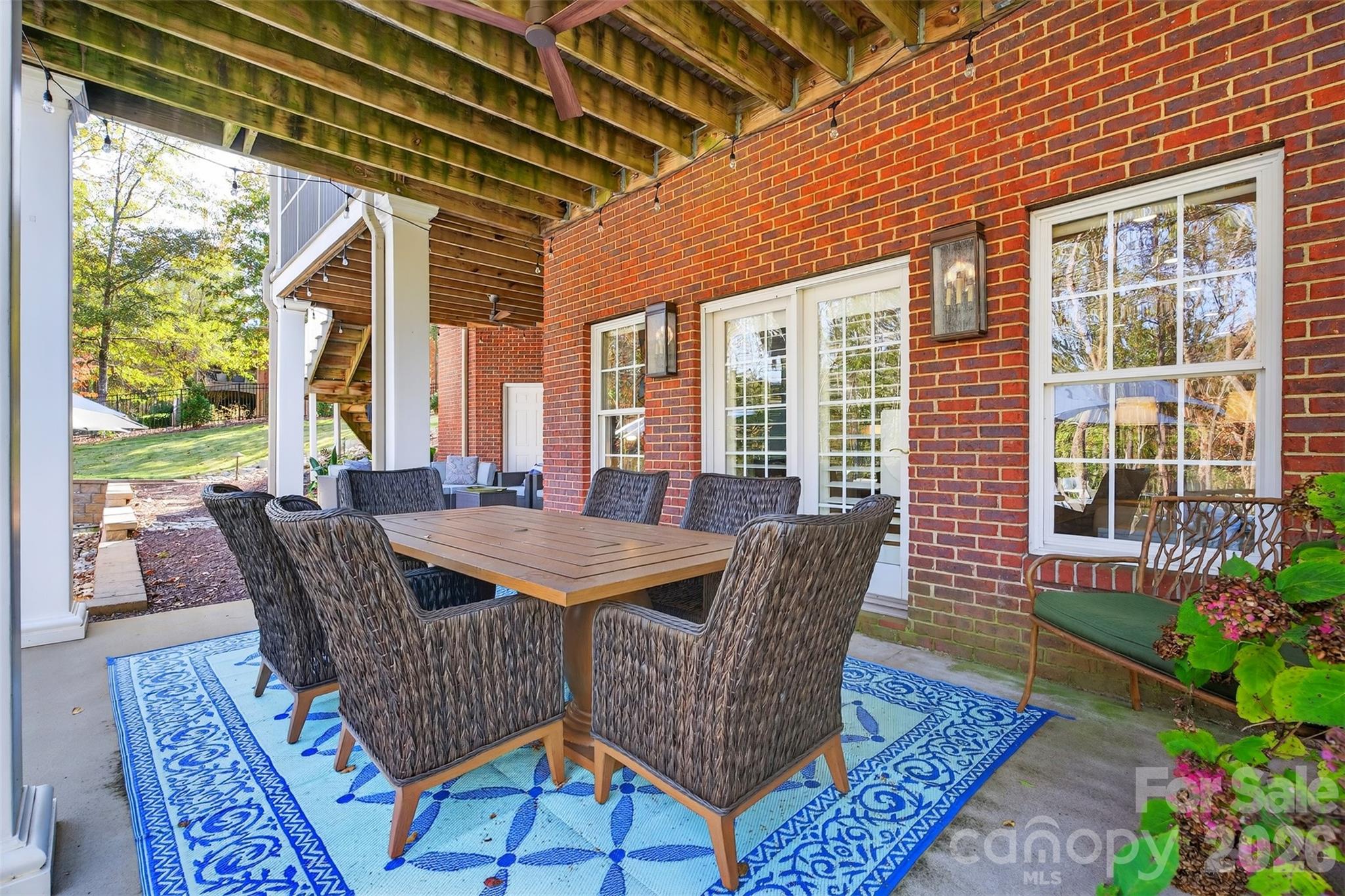 823 Inverness Circle — Spartanburg