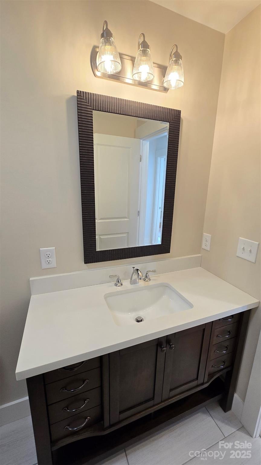 316 S Hill Street — Gastonia