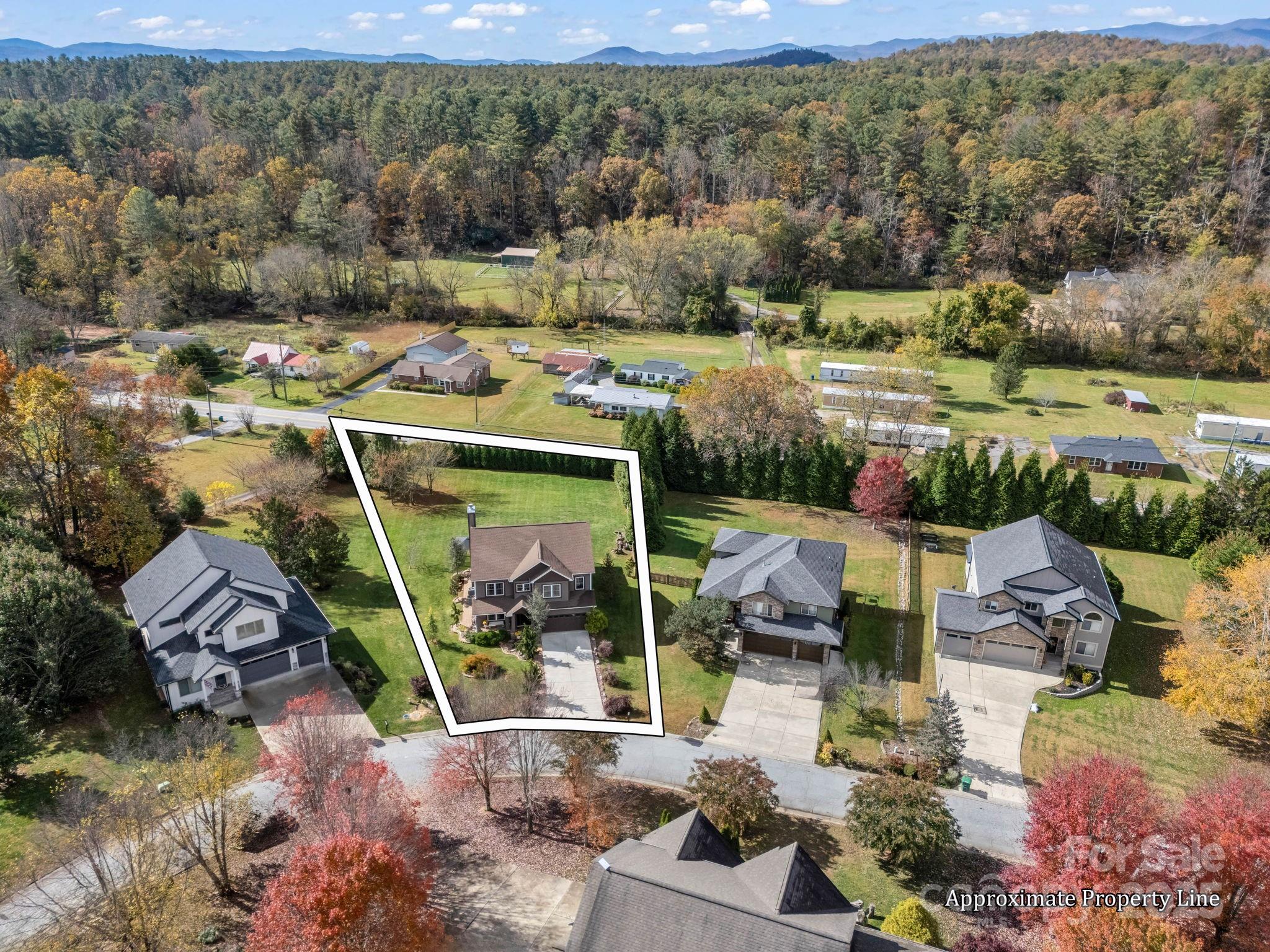 27 Drakes Meadow Lane — Arden