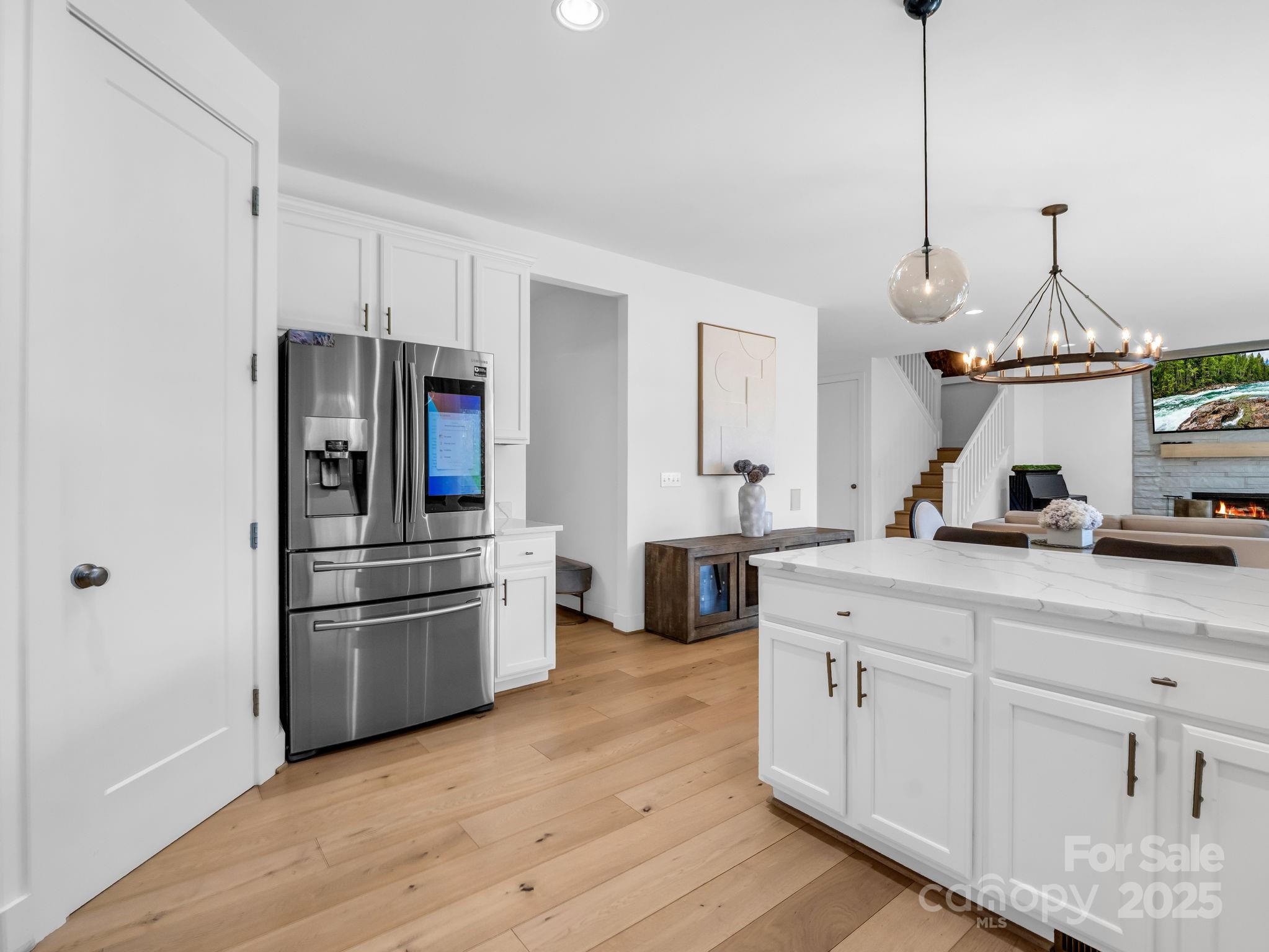 27 Drakes Meadow Lane — Arden