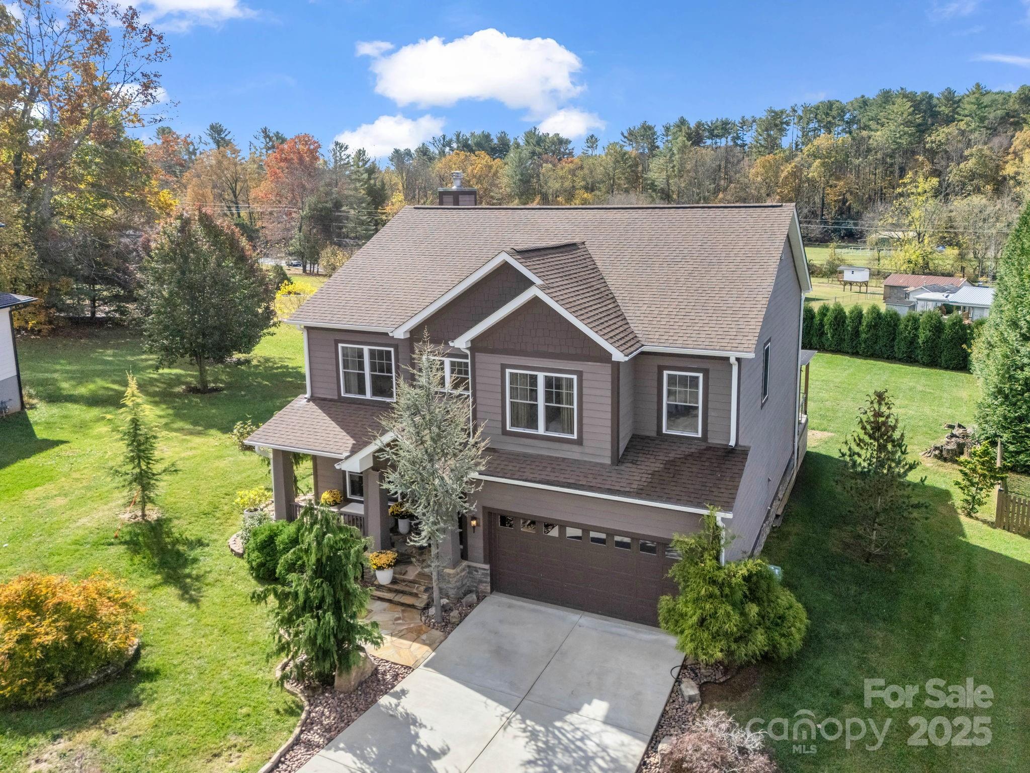 27 Drakes Meadow Lane — Arden